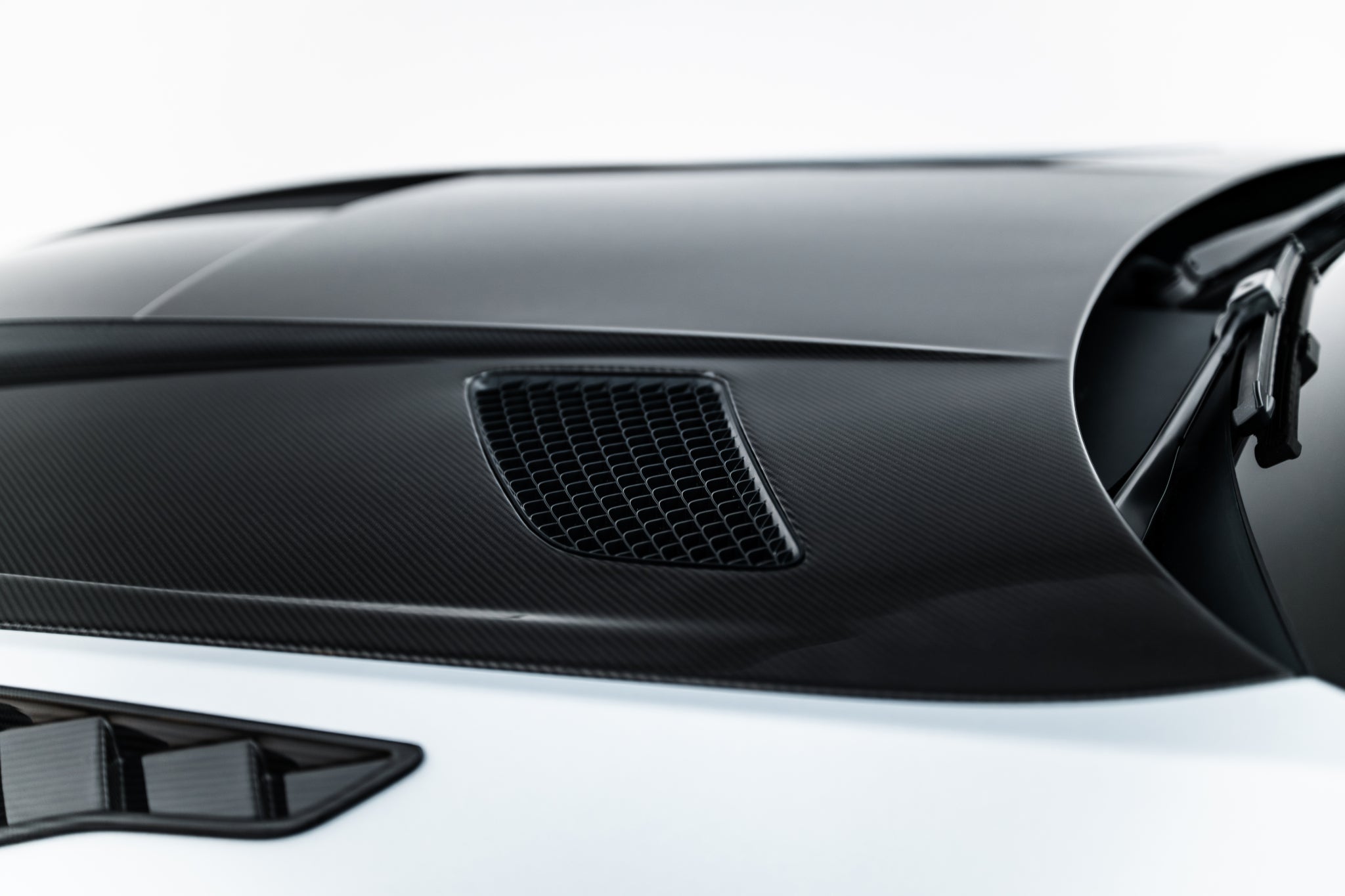 Maxton Design Prepreg Carbon Fiber Hood Mercedes-AMG GT 43 / 63 / 55 / 63 S E Performance C192 für Mercedes-Benz AMG GT C192