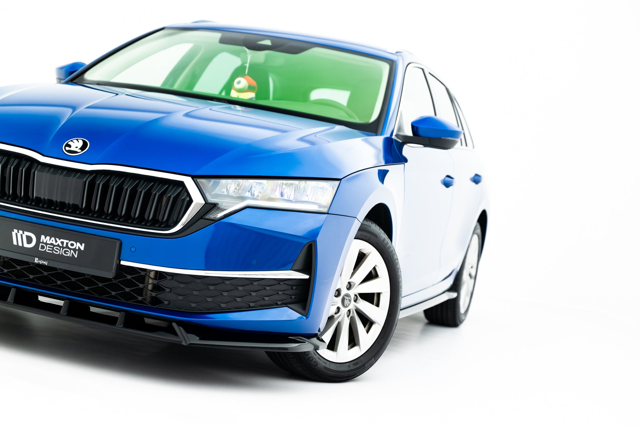 Maxton Design Street+ Spoilerlippe Front Ansatz passend für Skoda Octavia Liftback / Combi Mk4 Facelift schwarz Hochglanz