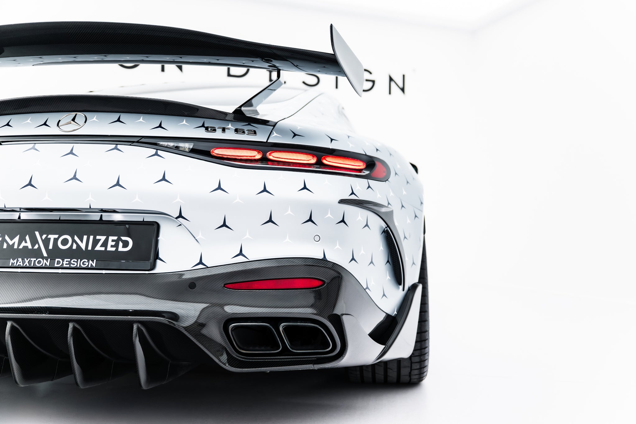 Maxton Design Prepreg Rear Bumper Carbon Canards Mercedes-AMG GT 63 / 55 / 63 S E Performance C192 für Mercedes-Benz AMG GT C192