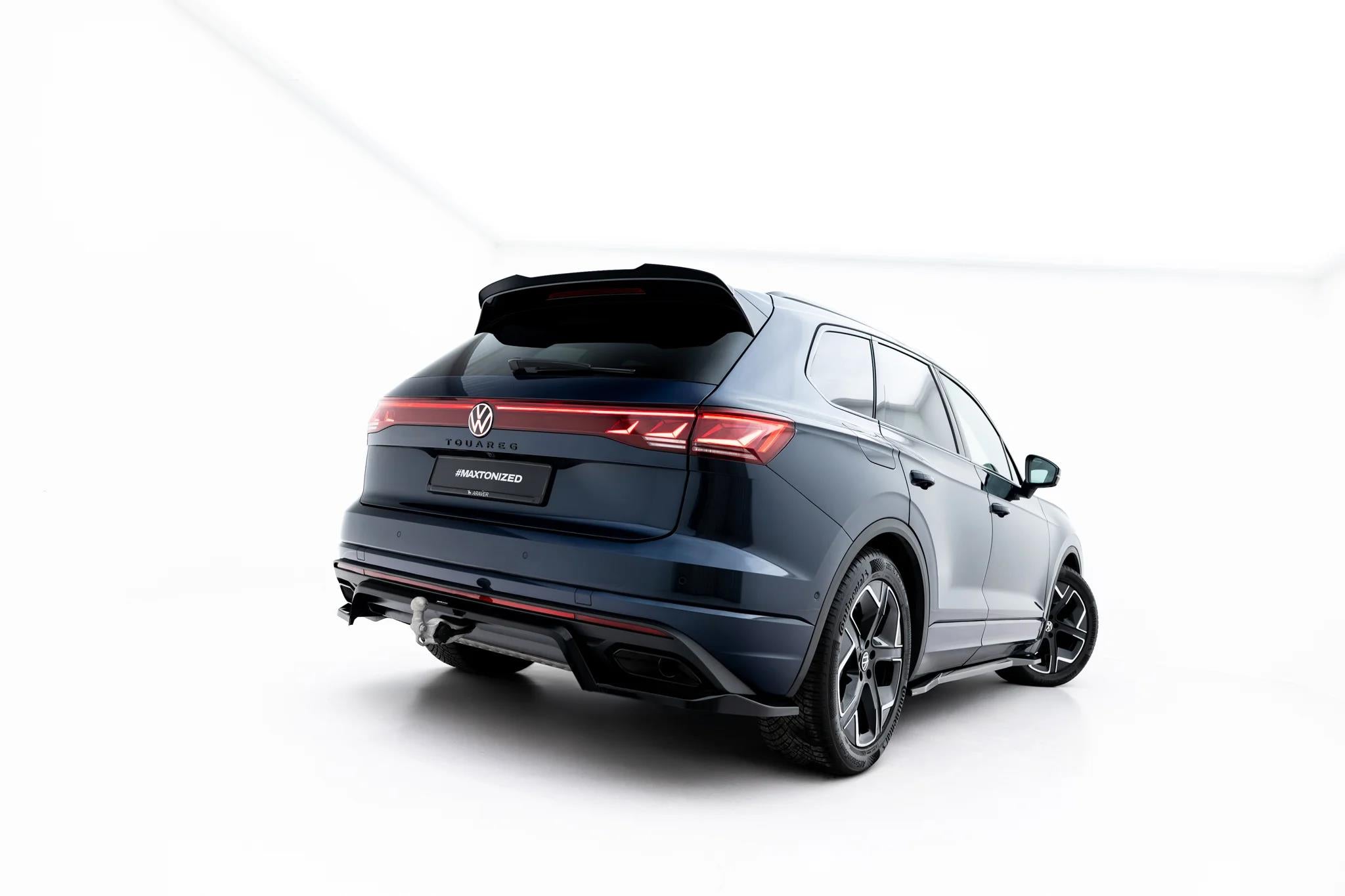 Maxton Design Street+ Mittlerer Diffusor Race Passend für VW Touareg Elegance Mk3 Facelift Schwarz Hochglanz