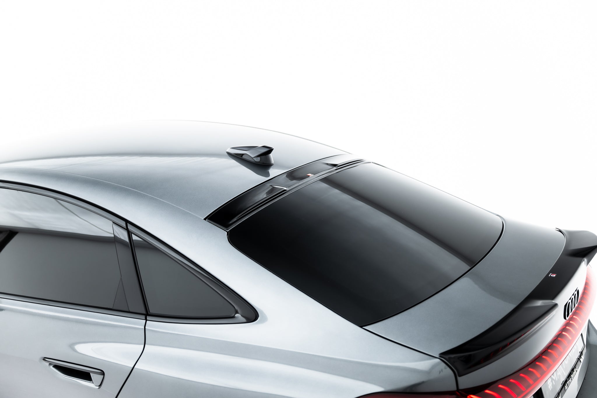 Maxton Design Heckscheiben Spoiler passend für Audi A5 S-Line / S5 Limousine B10 schwarz Hochglanz