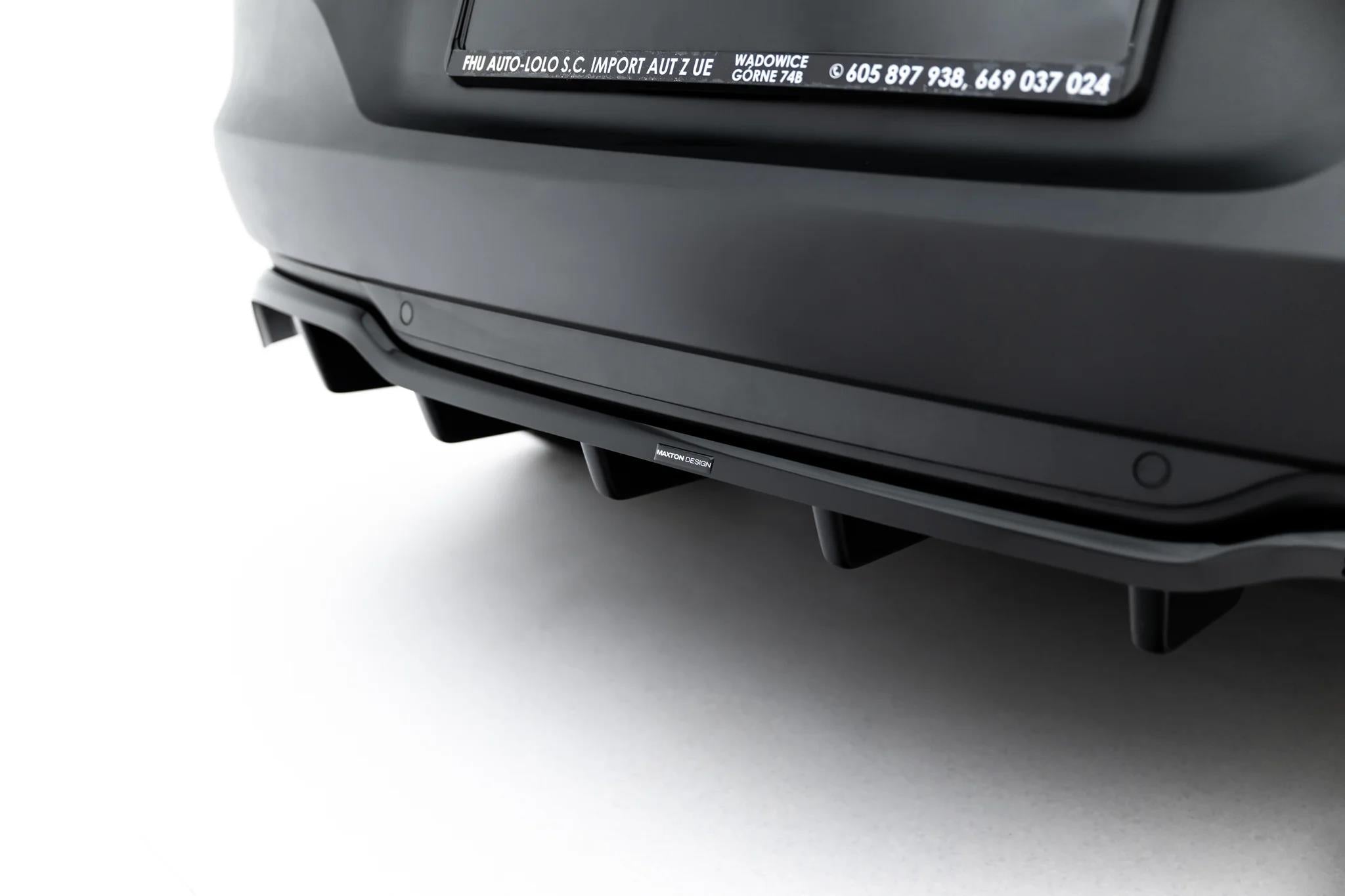 Maxton Design Street+ Mittlerer Diffusor Race Passend für Opel Grandland Mk1 Schwarz Hochglanz