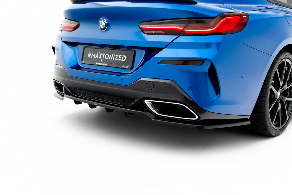 Maxton Design Street+ Mittlerer Diffusor RACE passend für BMW 8 Coupe M-Paket G15 schwarz Hochglanz