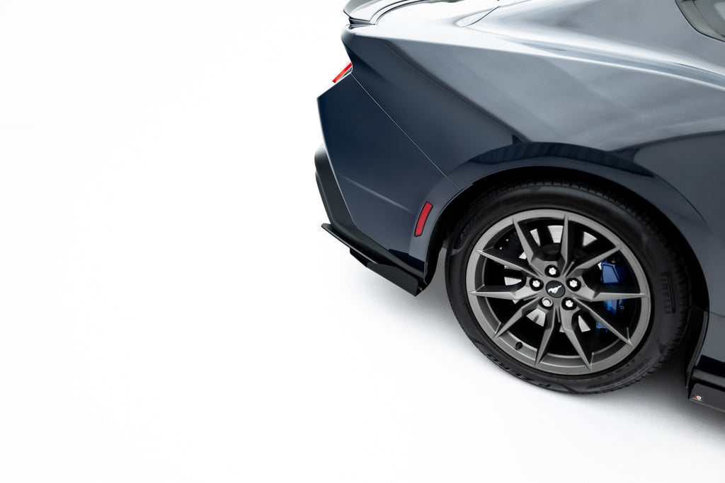 Maxton Design Street Pro Heck Ansatz Flaps Diffusor + Flaps passend für Ford Mustang Dark Horse Mk7 schwarz Hochglanz