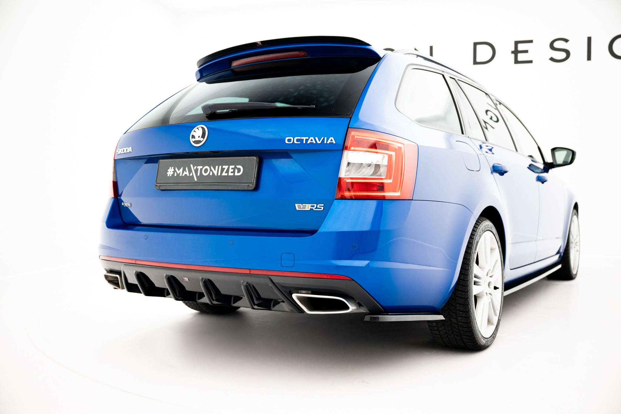 Maxton Design Diffusor Heck Ansatz V.1 passend für Skoda Octavia RS Mk3 / Mk3 FL Hatchback / Kombi schwarz Hochglanz