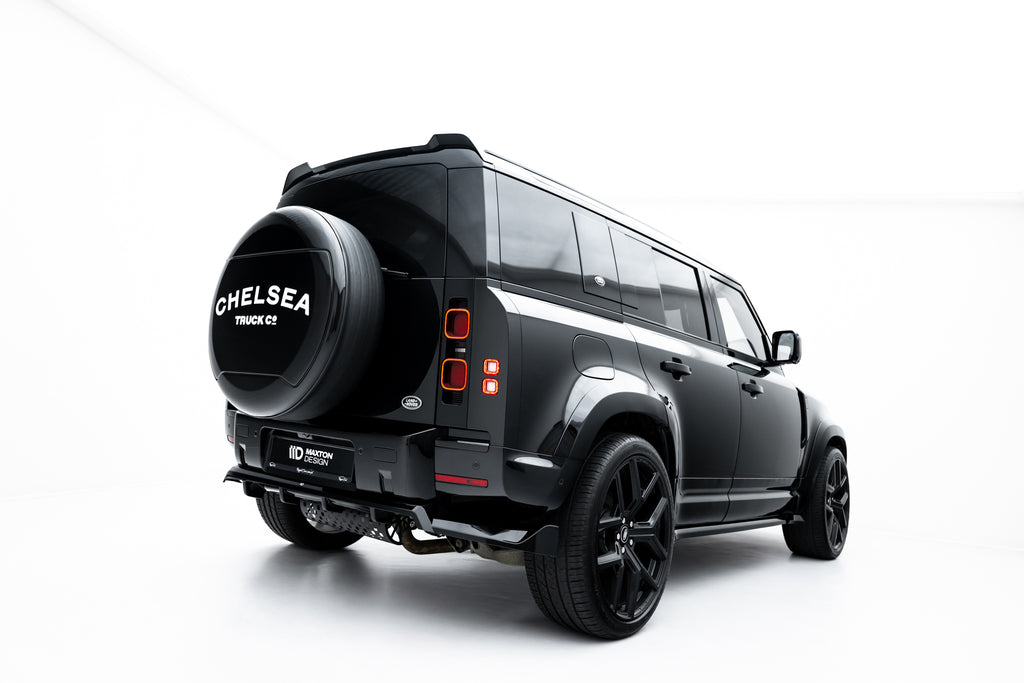 Maxton Design Street+ Mittlerer Diffusor RACE passend für Land Rover Defender Mk4 schwarz Hochglanz