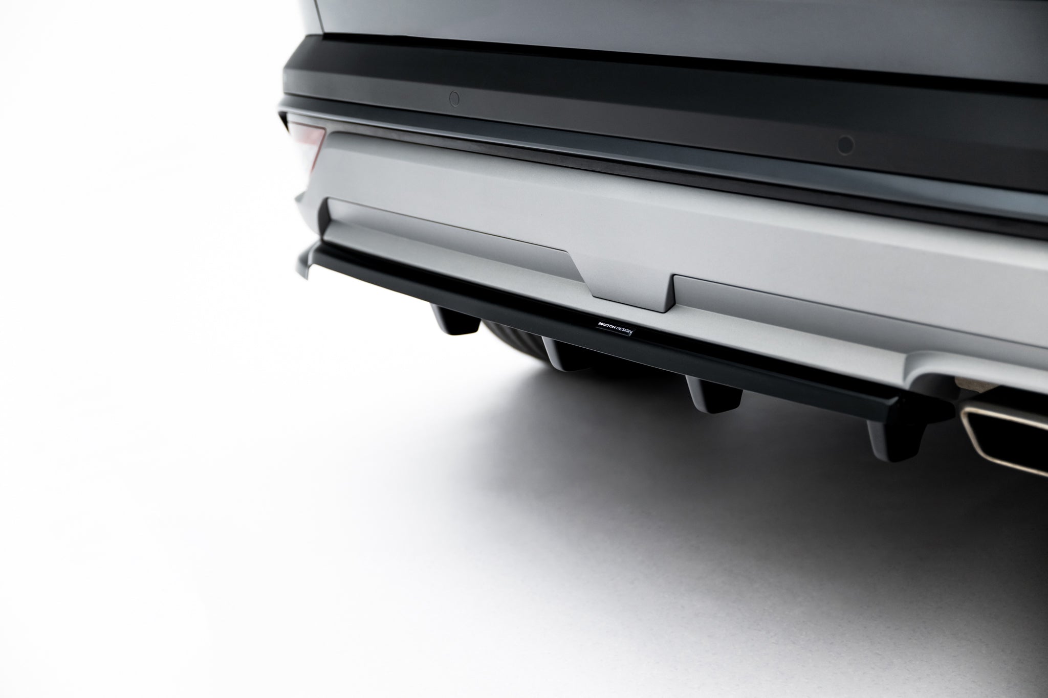 Maxton Design Street+ Mittlerer Diffusor RACE passend für Hyundai Tucson Mk4 Facelift schwarz Hochglanz