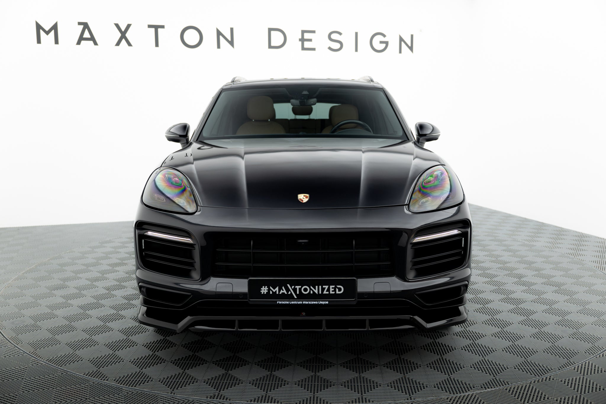 Maxton Design Street+ Spoilerlippe Front Ansatz passend für Porsche Cayenne Sport Design SUV / Coupe Mk3 schwarz Hochglanz