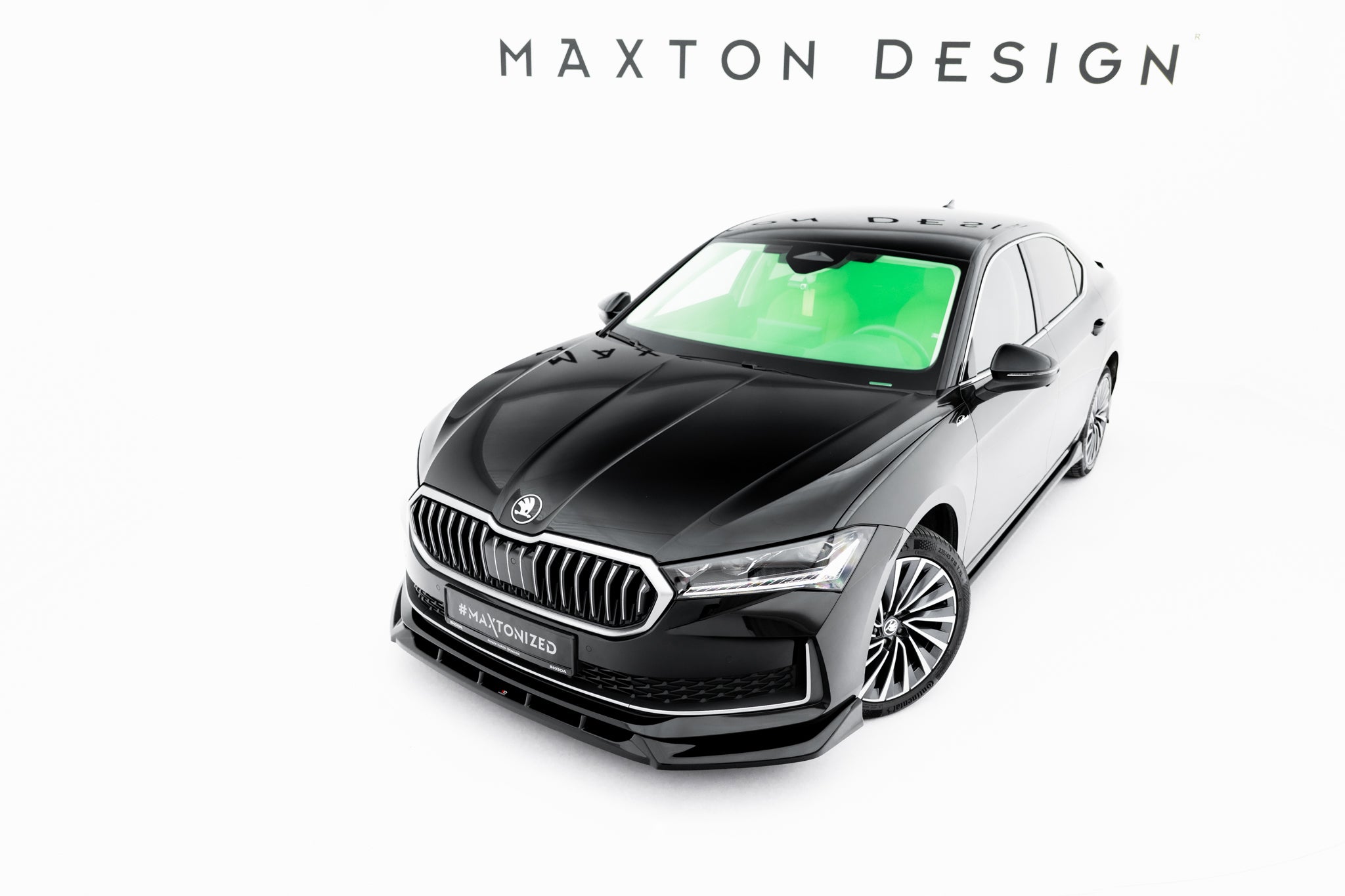 Maxton Design Street+ Spoilerlippe Front Ansatz V.2 passend für Skoda Superb Mk4 schwarz Hochglanz