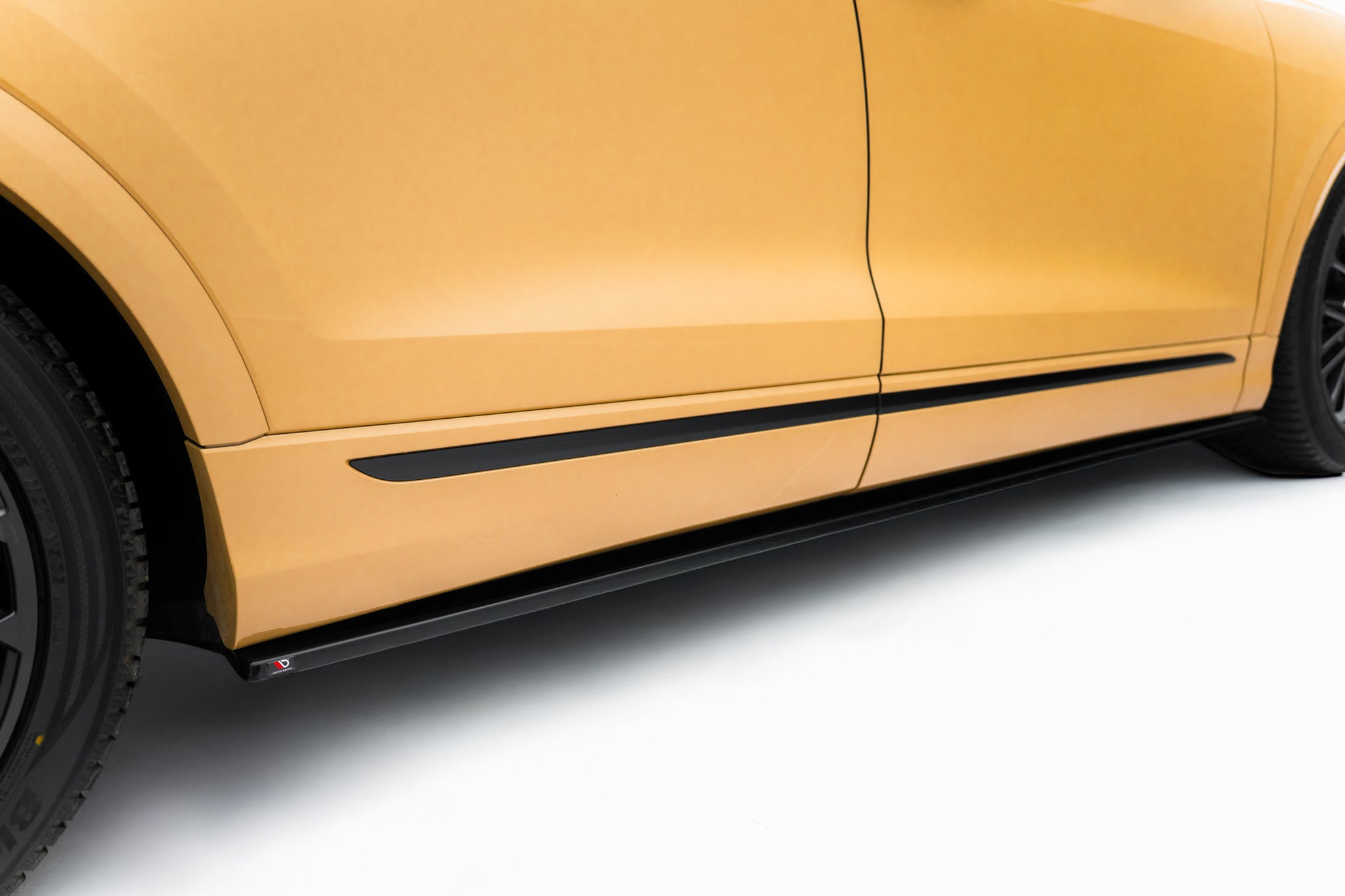 Maxton Design Street+ Seitenschweller Leisten passend für V.1 passend für Audi Q8 S-line / SQ8 Mk1 Facelift schwarz Hochglanz