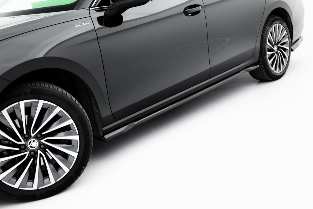 Maxton Design Street+ Seitenschweller Leisten passend für V.1 passend für Skoda Superb Mk4 schwarz Hochglanz