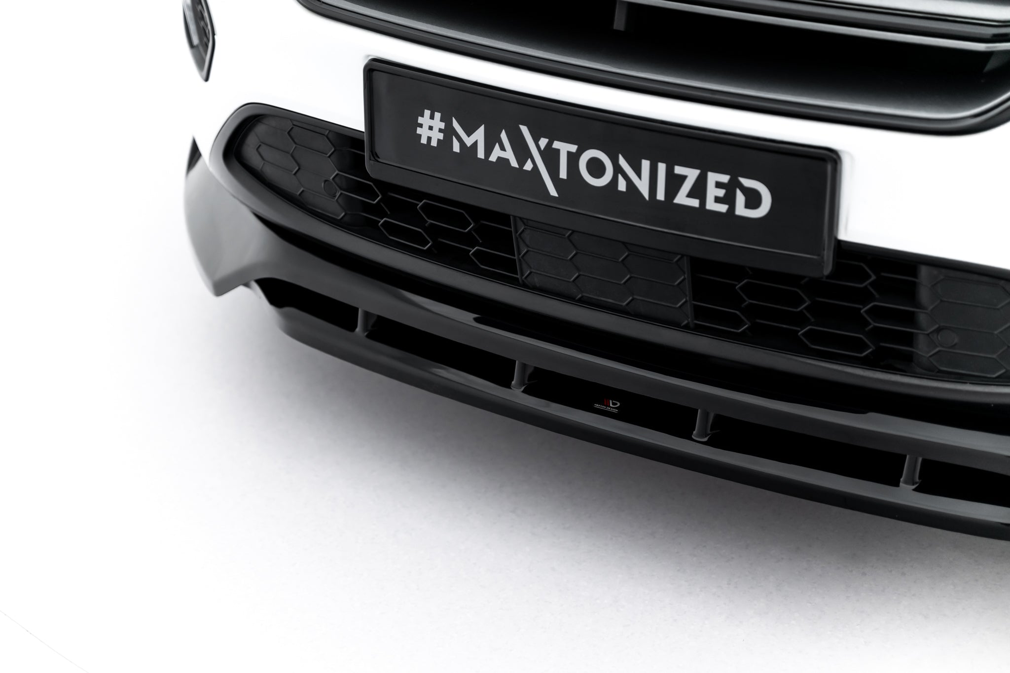 Maxton Design Street+ Spoilerlippe Front Ansatz passend für Ford Kuga ST-Line Mk2 Facelift schwarz Hochglanz