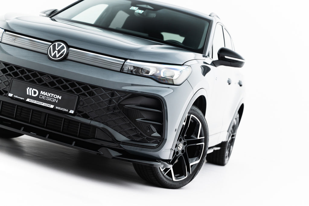 Maxton Design Street+ Spoilerlippe Front Ansatz V.1 passend für VW Tiguan R-Line Mk3 schwarz Hochglanz