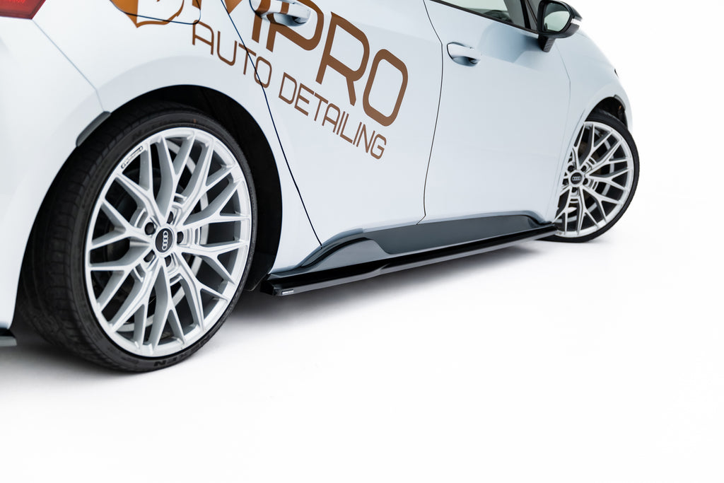 Maxton Design Street+ Seitenschweller Leisten passend für Cupra Born Mk1 schwarz Hochglanz