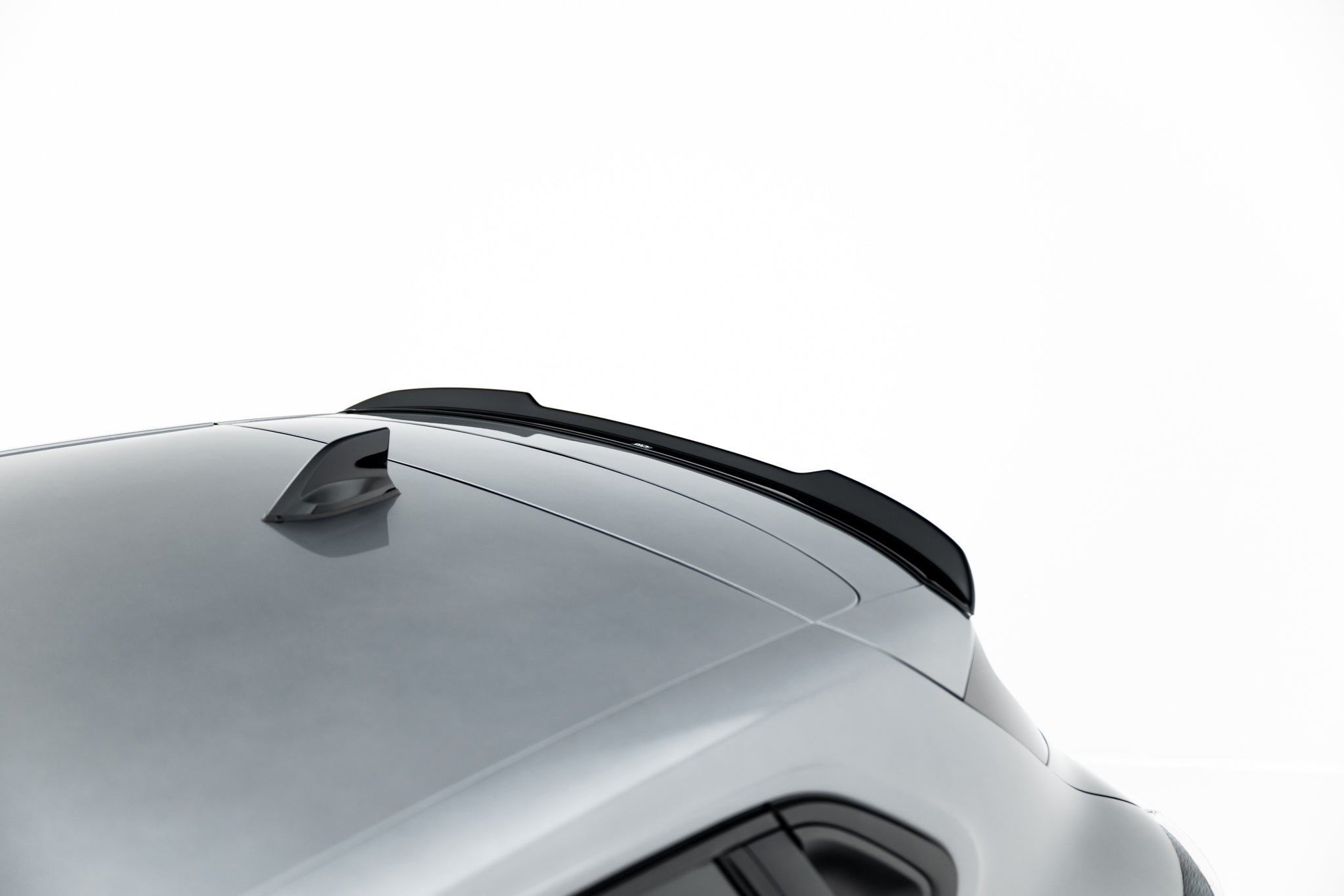 Maxton Design Spoiler CAP passend für Renault Clio Mk5 Facelift schwarz Hochglanz