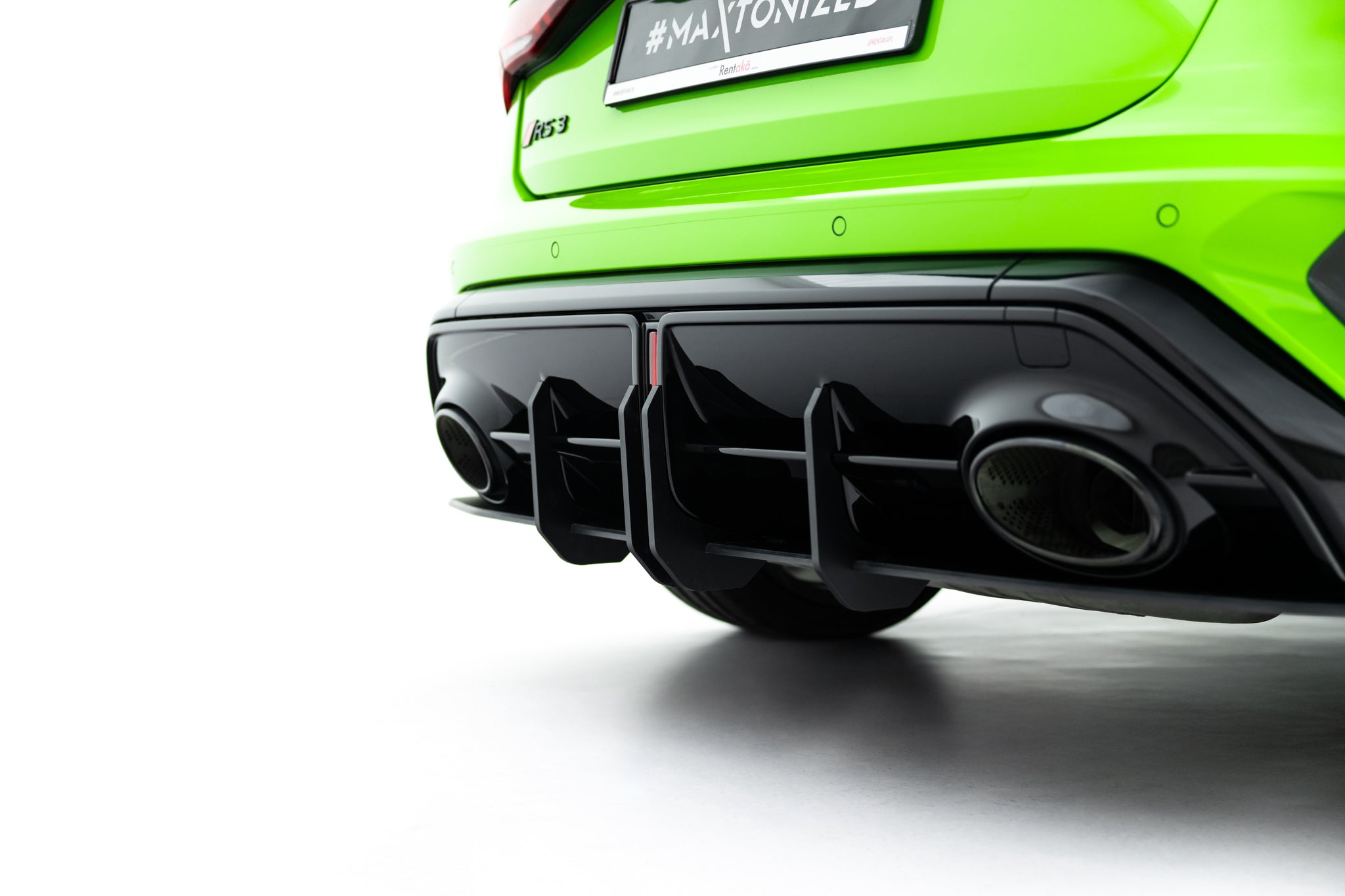 Maxton Design Street Pro Heckschürze + Flaps passend für Audi RS3 Sportback 8Y Facelift schwarz Hochglanz