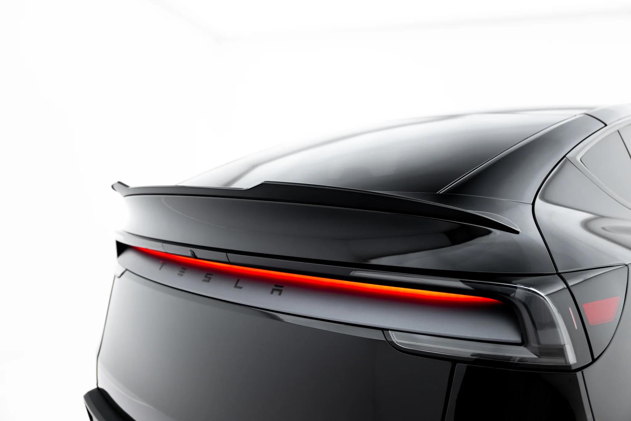Maxton Design Spoiler CAP passend für Tesla Model Y Premium Mk1 Facelift schwarz Hochglanz