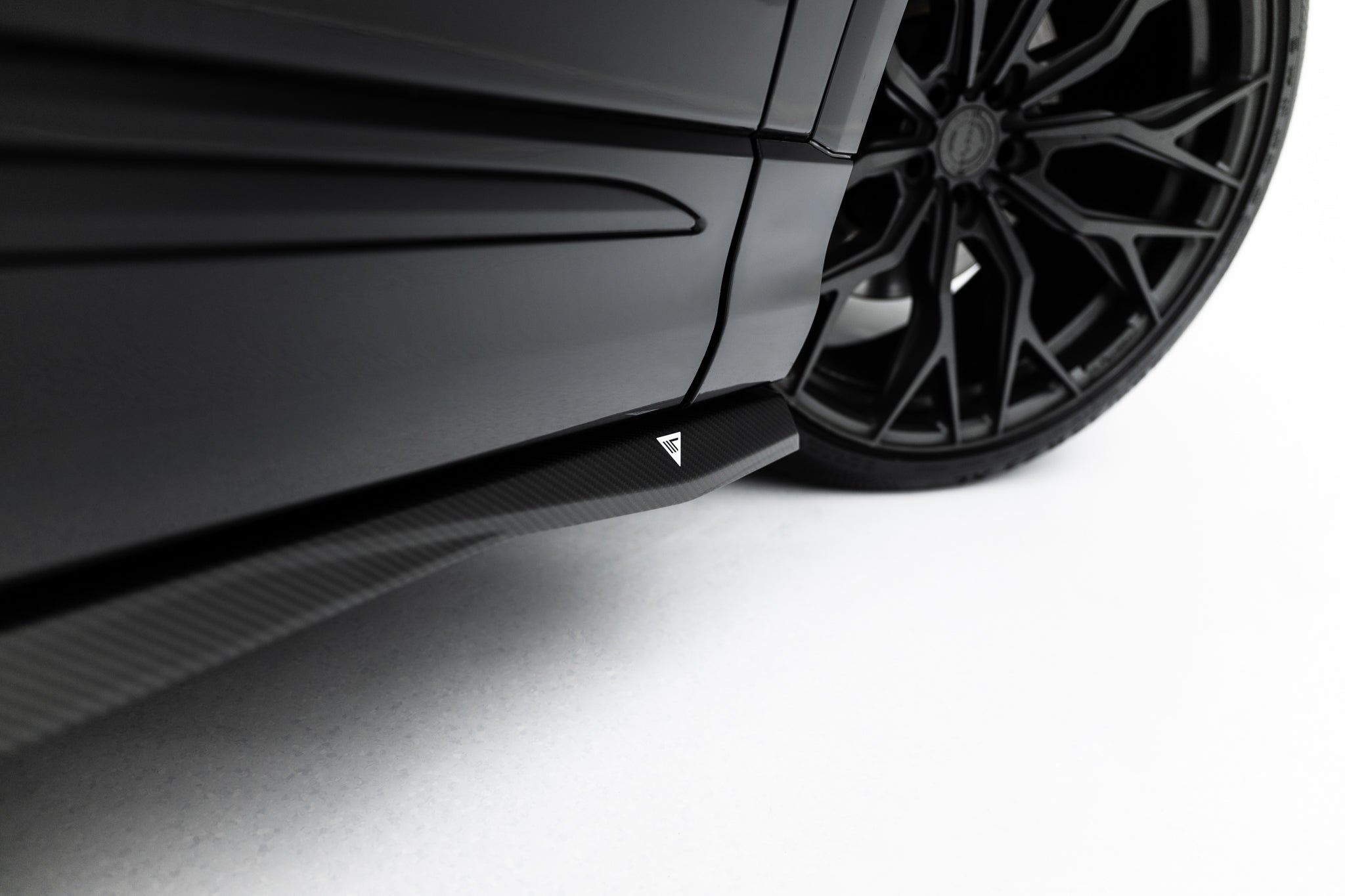 Maxton Design Prepreg Carbon Fiber Seitenschweller Audi SQ8 / Q8 S-Line Mk1 Facelift für Audi Q8