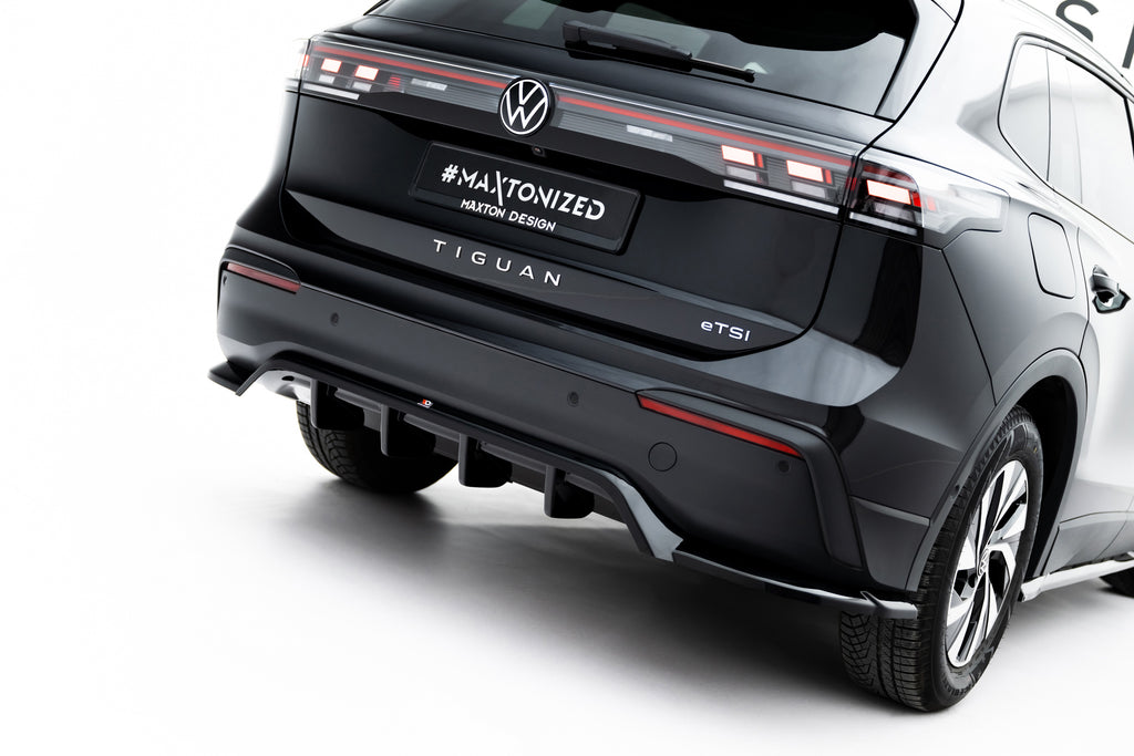 Maxton Design Street+ Mittlerer Diffusor RACE passend für VW Tiguan Mk3 schwarz Hochglanz