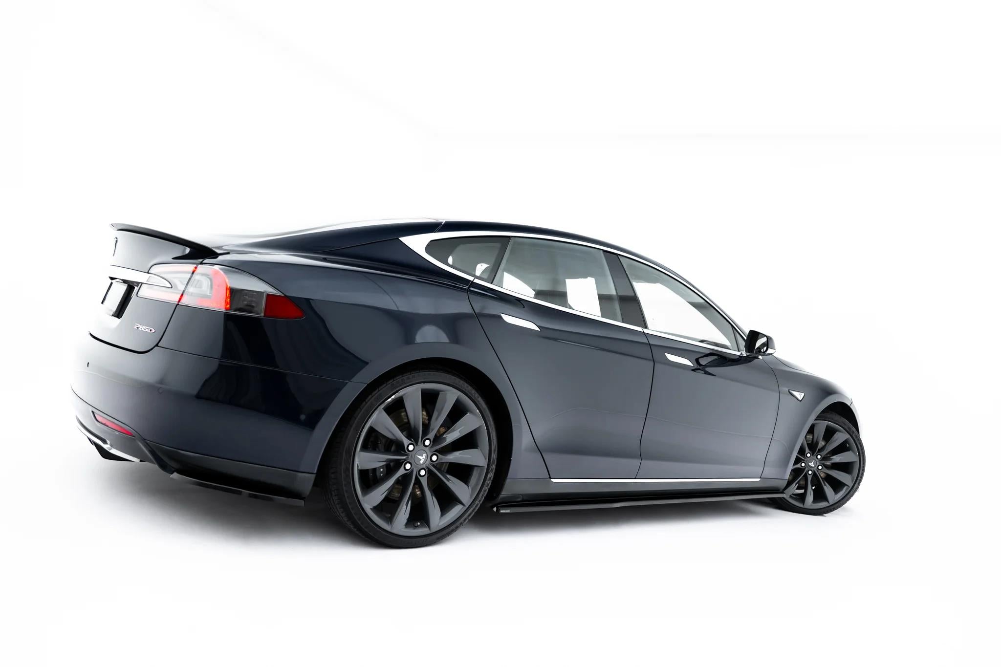 Maxton Design Street+ Seitenschweller Leisten V.2 passend für Tesla Model S Mk1 schwarz Hochglanz