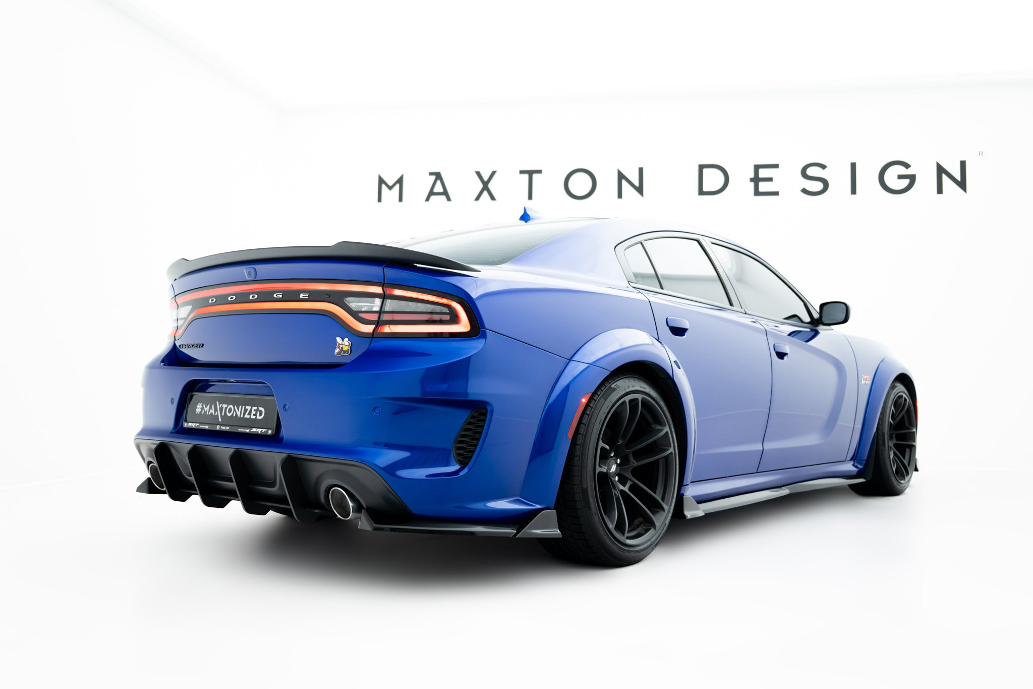 Maxton Design Heck Ansatz Flaps Diffusor passend für Dodge Charger RT Scat Pack Widebody Mk3 Facelift schwarz Hochglanz