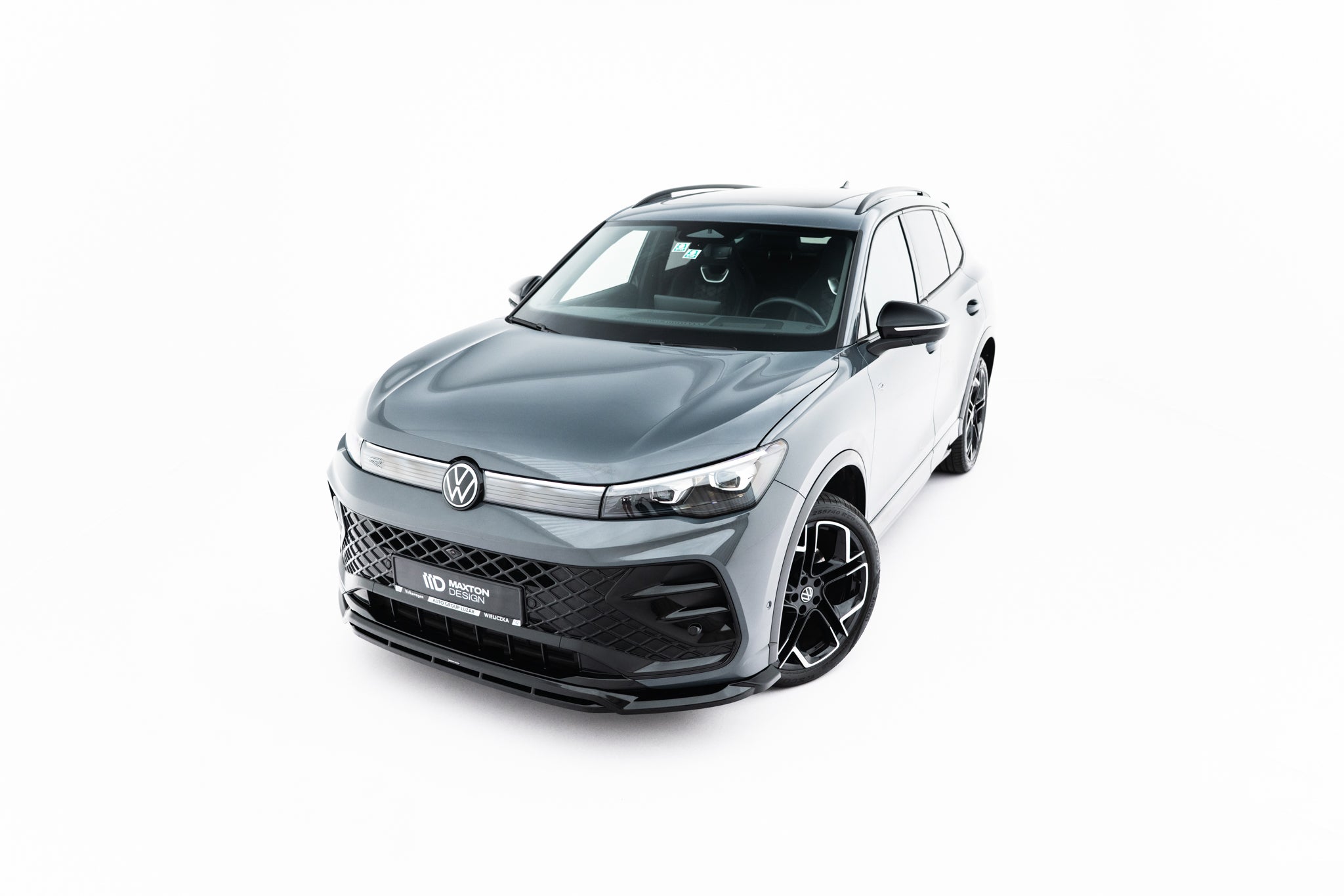 Maxton Design Street+ Spoilerlippe Front Ansatz V.2 passend für VW Tiguan R-Line Mk3 schwarz Hochglanz
