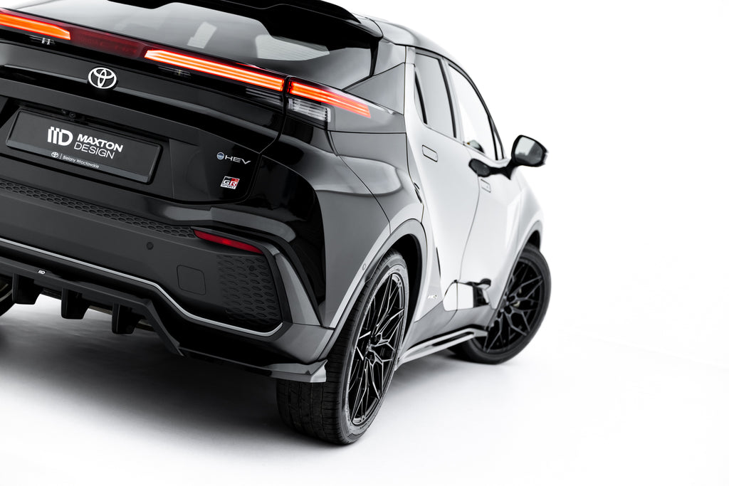 Maxton Design Street+ Mittlerer Diffusor RACE passend für Toyota C-HR Mk2 schwarz Hochglanz