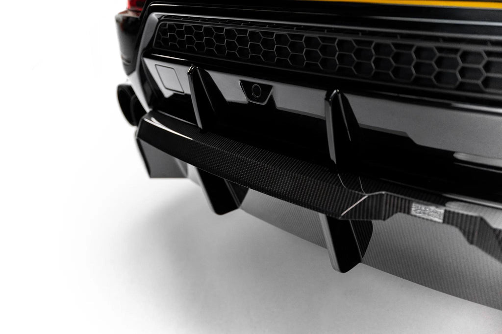 Maxton Design Prepreg Carbon Fiber Rear Splitter (mit Einem Vertikalem Balken) Lamborghini Urus Mk1