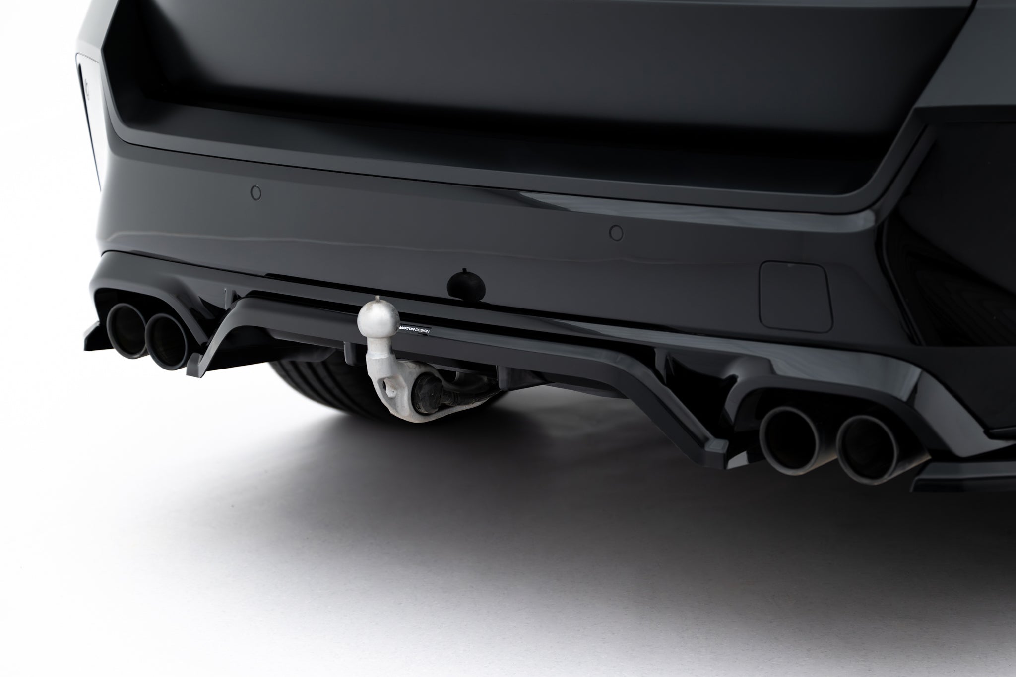 Maxton Design Street+ Mittlerer Diffusor RACE passend für BMW X1 M35i U11 schwarz Hochglanz