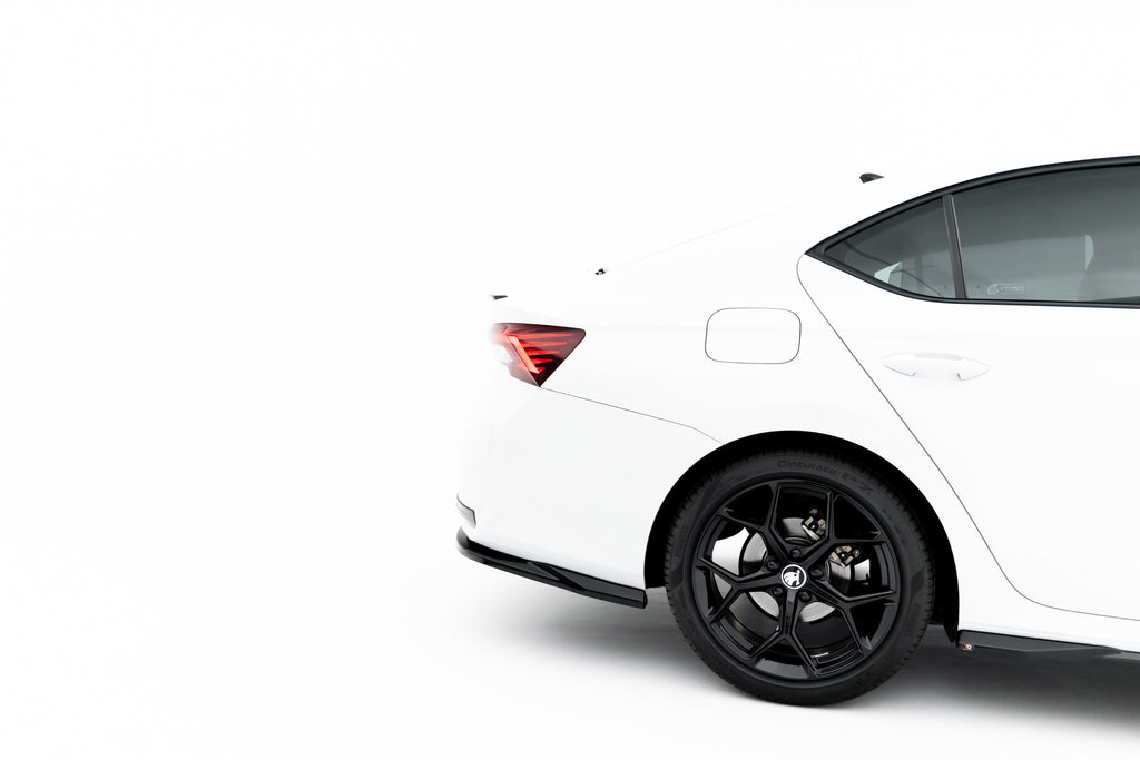 Maxton Design Heck Ansatz Flaps Diffusor passend für Skoda Octavia Liftback / Combi Mk4 Facelift schwarz Hochglanz