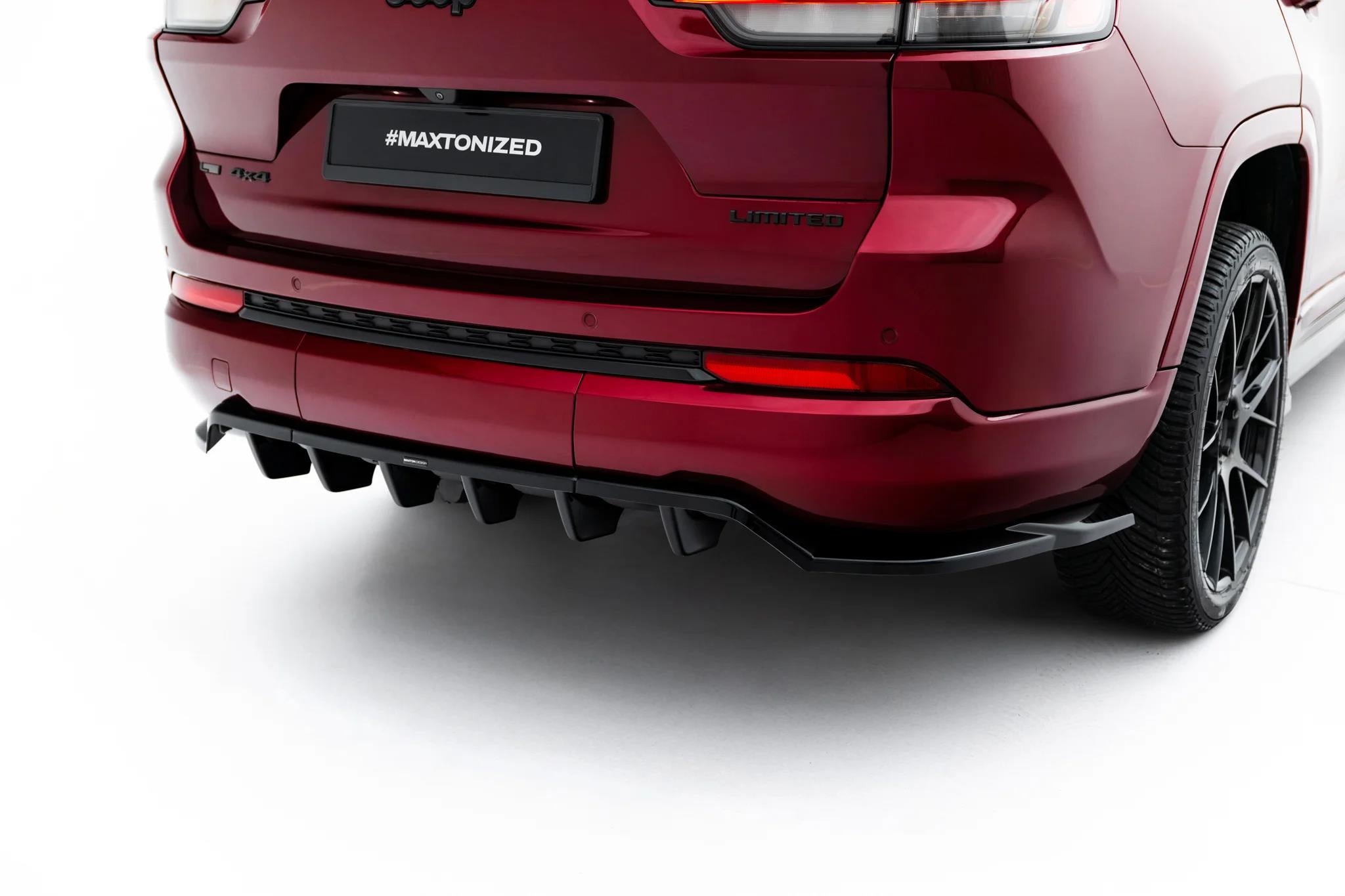 Maxton Design Street+ Mittlerer Diffusor RACE passend für Jeep Grand Cherokee L Mk5 schwarz Hochglanz