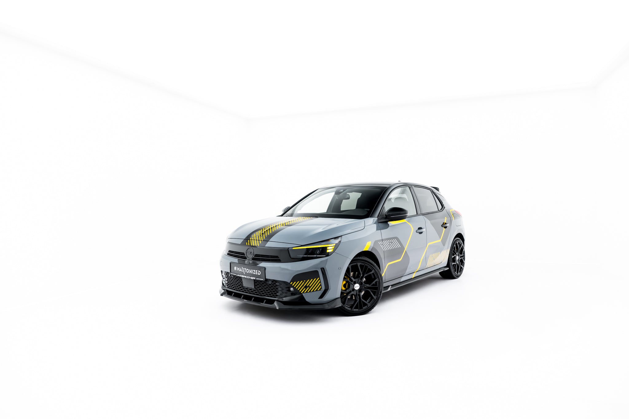 Maxton Design Street+ Spoilerlippe Front Ansatz passend für Opel Corsa F Facelift (Mk6 Facelift) schwarz Hochglanz