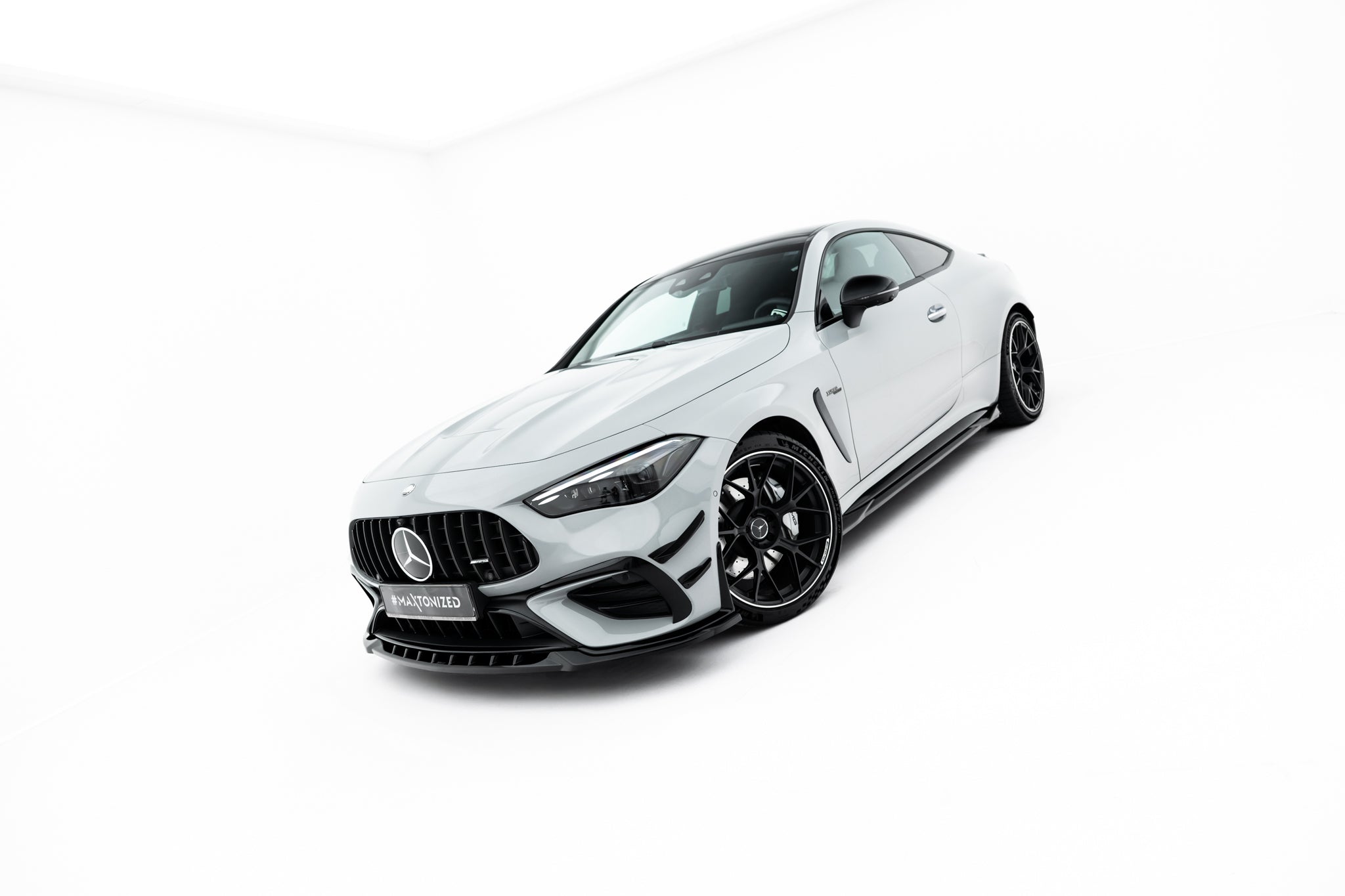 Maxton Design Street+ Spoilerlippe Front Ansatz passend für Mercedes-AMG CLE 53 Aero C236 schwarz Hochglanz