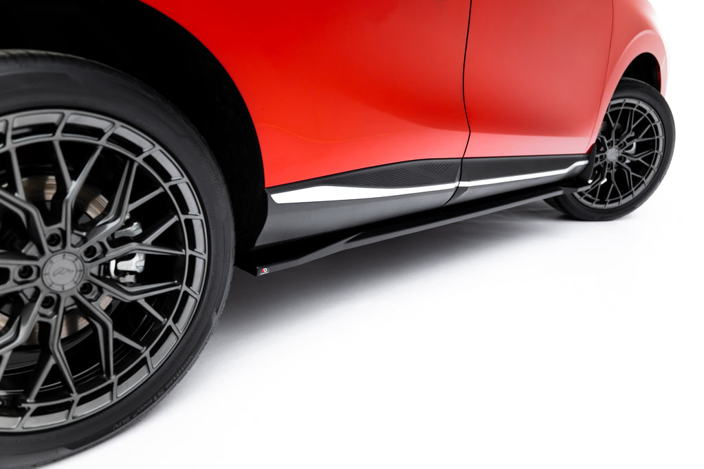 Maxton Design Street+ Seitenschweller Leisten passend für Forthing T-Five Mk1 schwarz Hochglanz