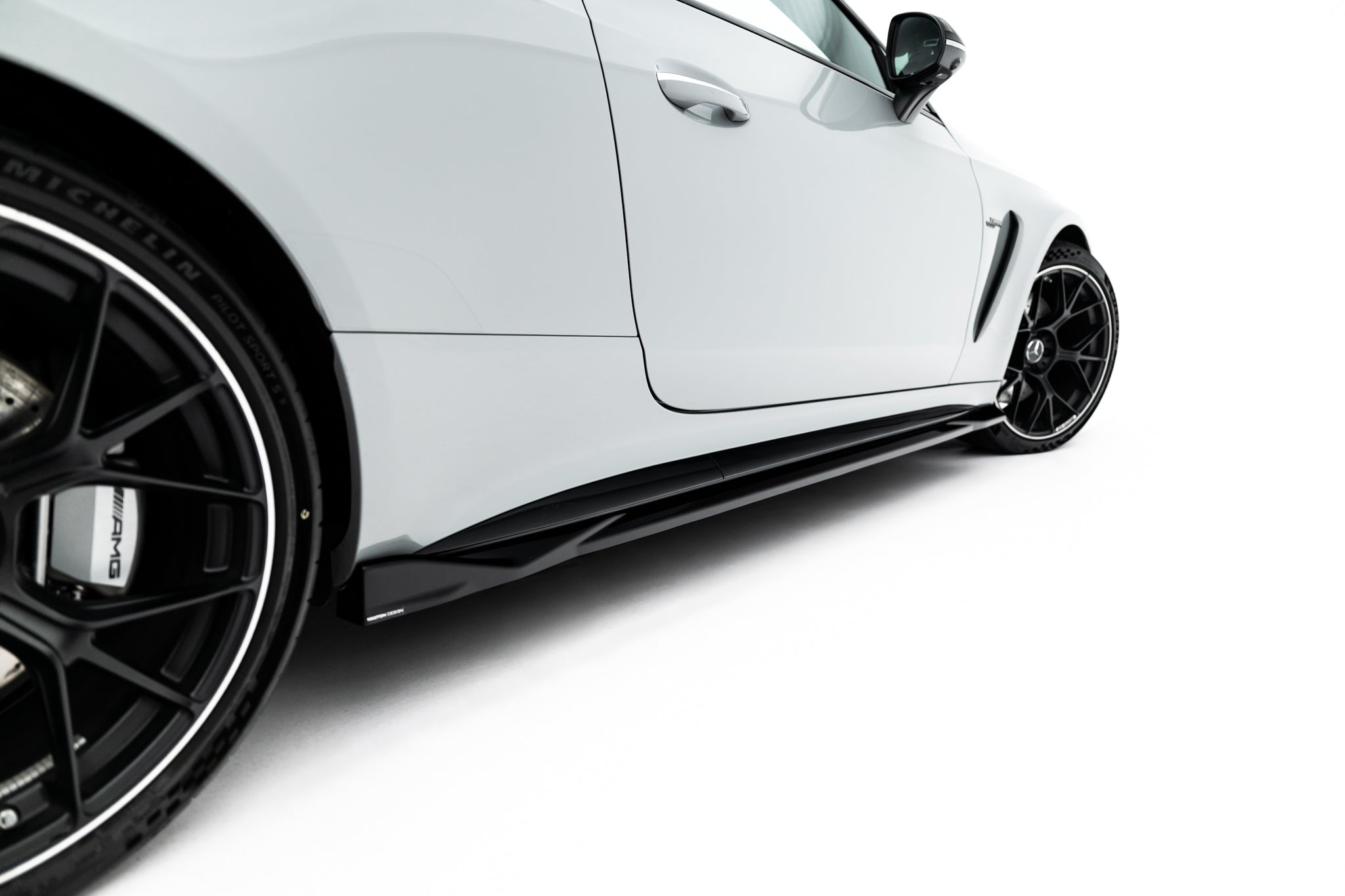 Maxton Design Street+ Seitenschweller Leisten passend für Mercedes-AMG CLE 53 Aero C236 schwarz Hochglanz
