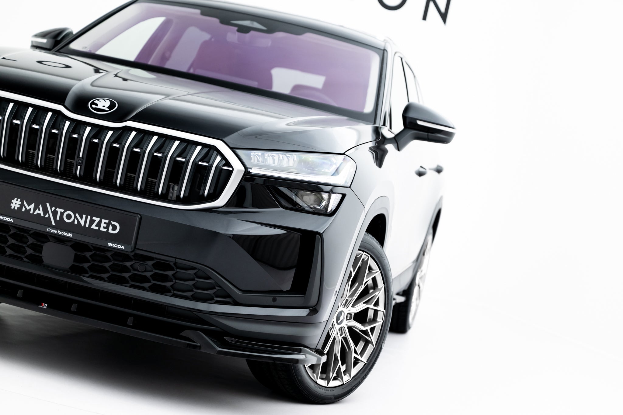 Maxton Design Street+ Spoilerlippe Front Ansatz passend für Skoda Kodiaq Mk2 schwarz Hochglanz