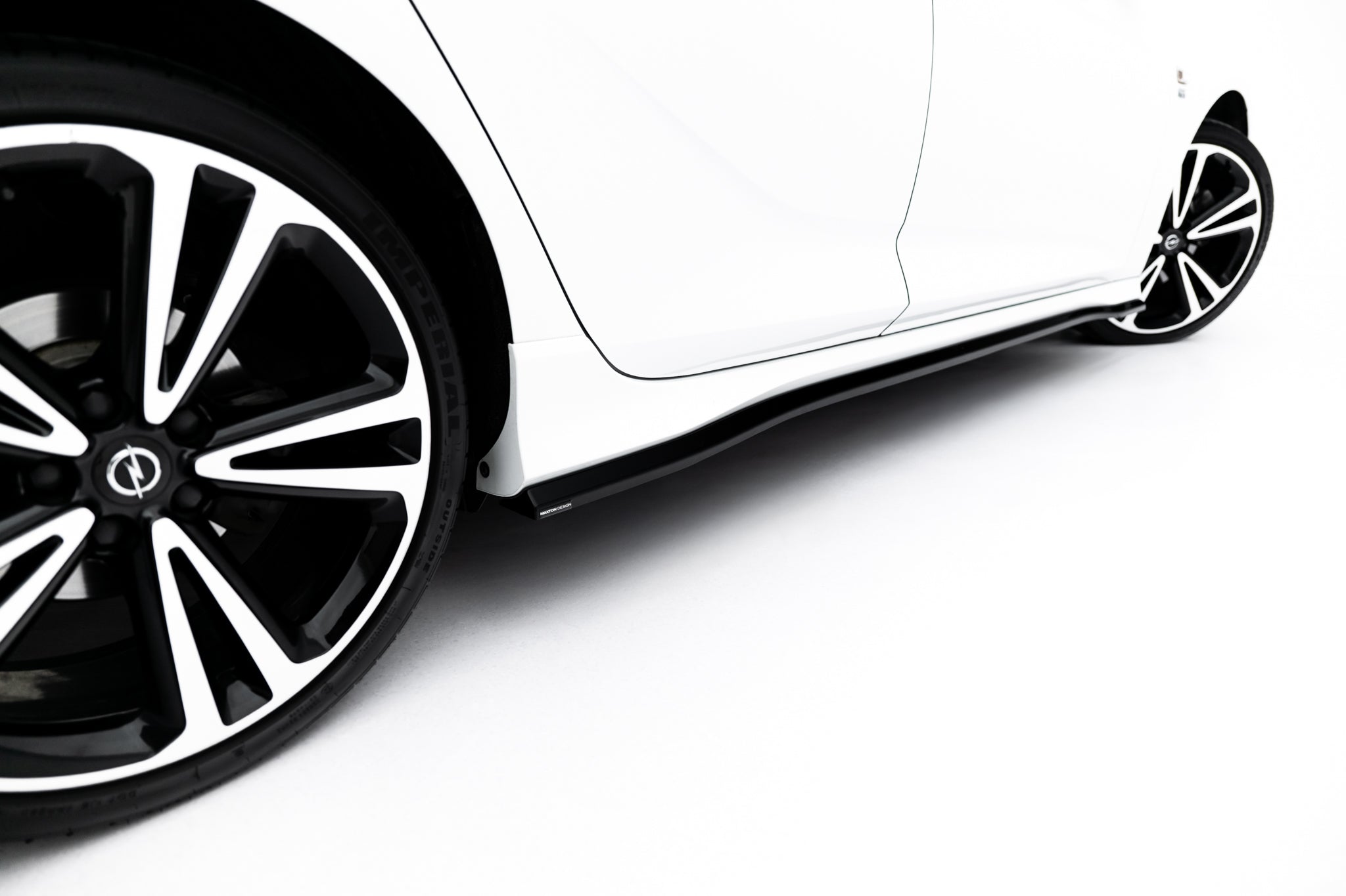 Maxton Design Street+ Seitenschweller Leisten passend für Opel Insignia OPC-Line Mk2 schwarz Hochglanz