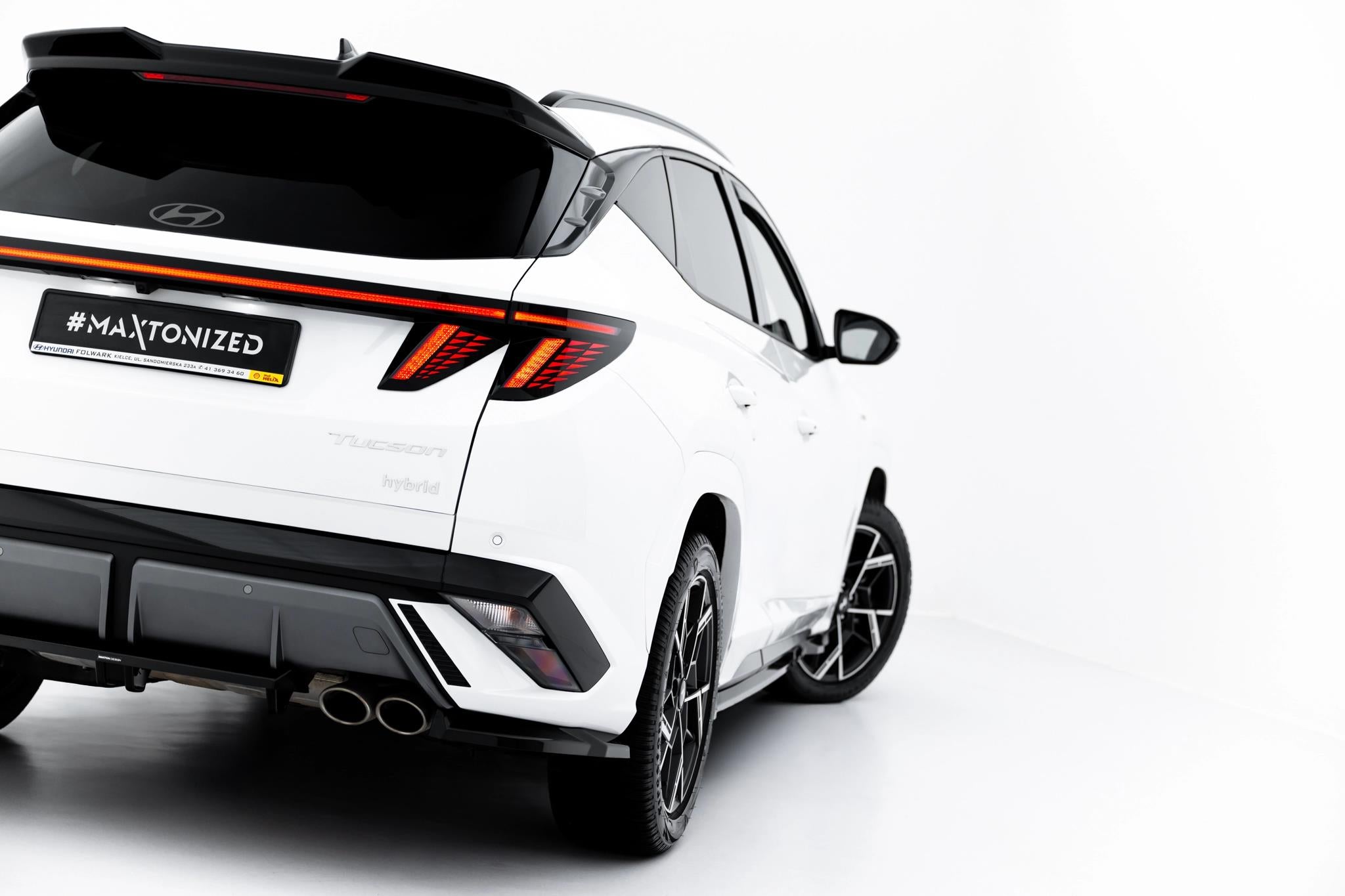 Maxton Design Street+ Mittlerer Diffusor RACE passend für Hyundai Tucson N-Line Mk4 Facelift schwarz Hochglanz