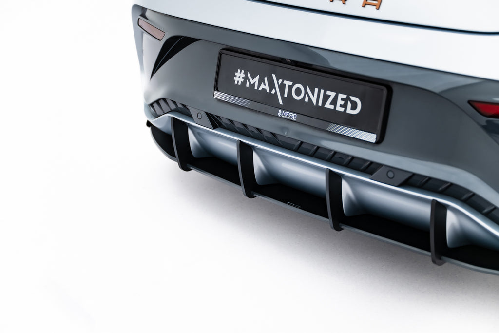 Maxton Design Street Pro Heckschürze + Flaps passend für Cupra Born Mk1 schwarz Hochglanz