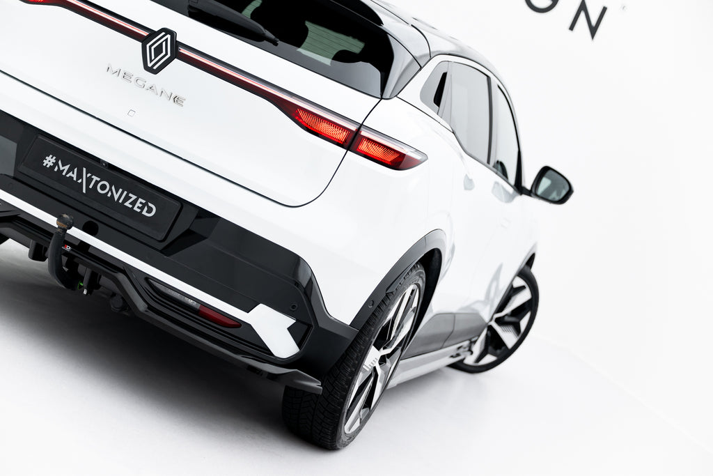 Maxton Design Mittlerer Diffusor Heck Ansatz DTM Look passend für Renault Megane E-Tech Electric Mk1 schwarz Hochglanz