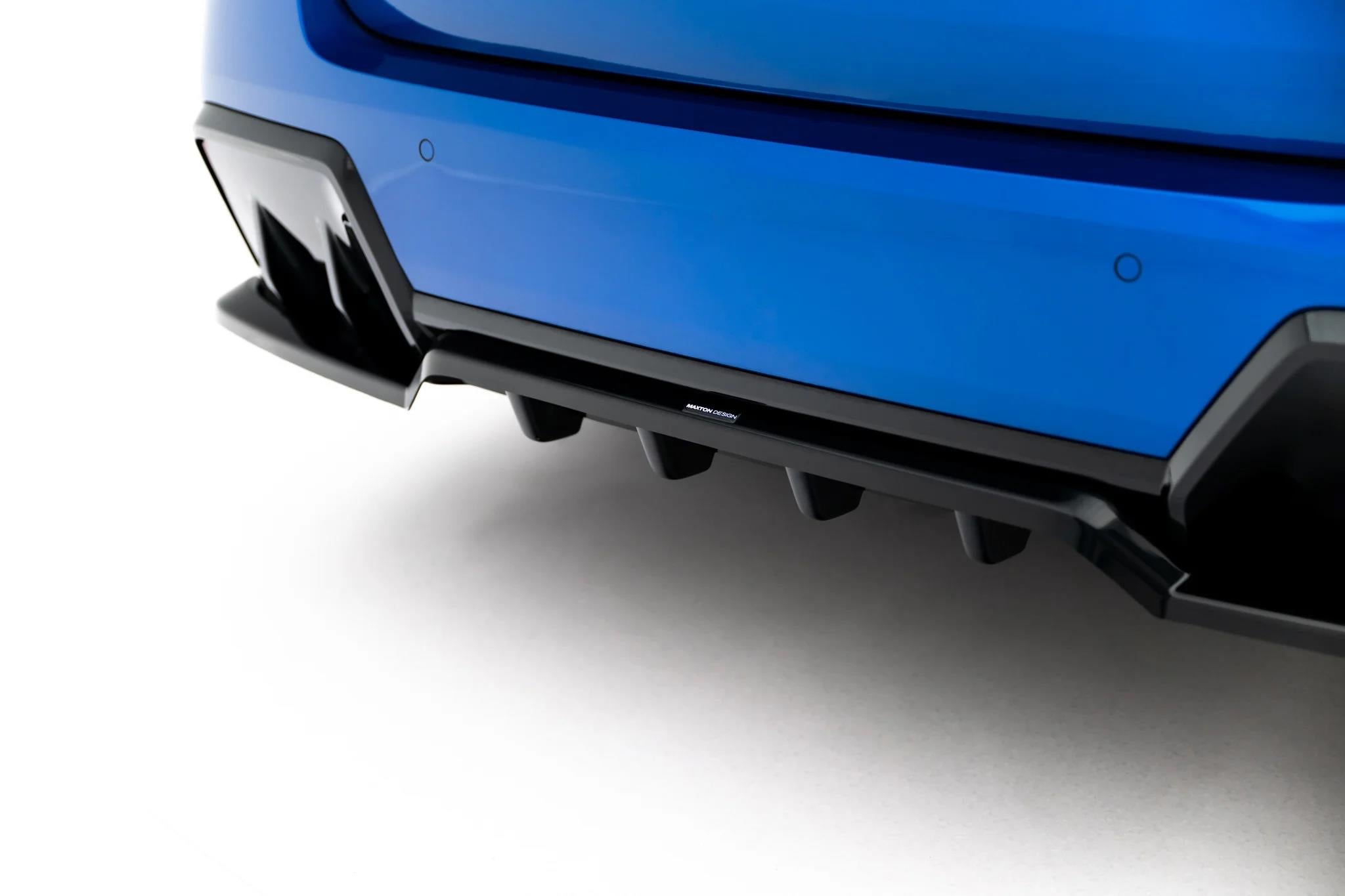 Maxton Design Street+ Mittlerer Diffusor RACE passend für BMW 2 M-Paket Gran Coupe F74 schwarz Hochglanz