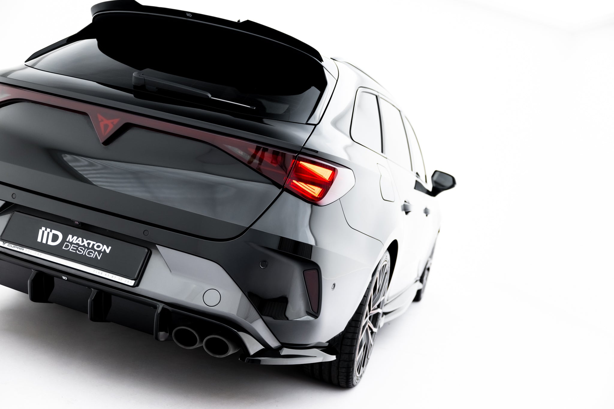 Maxton Design Heck Ansatz Flaps Diffusor V.5 passend für Cupra Leon ST Mk1 Facelift schwarz Hochglanz