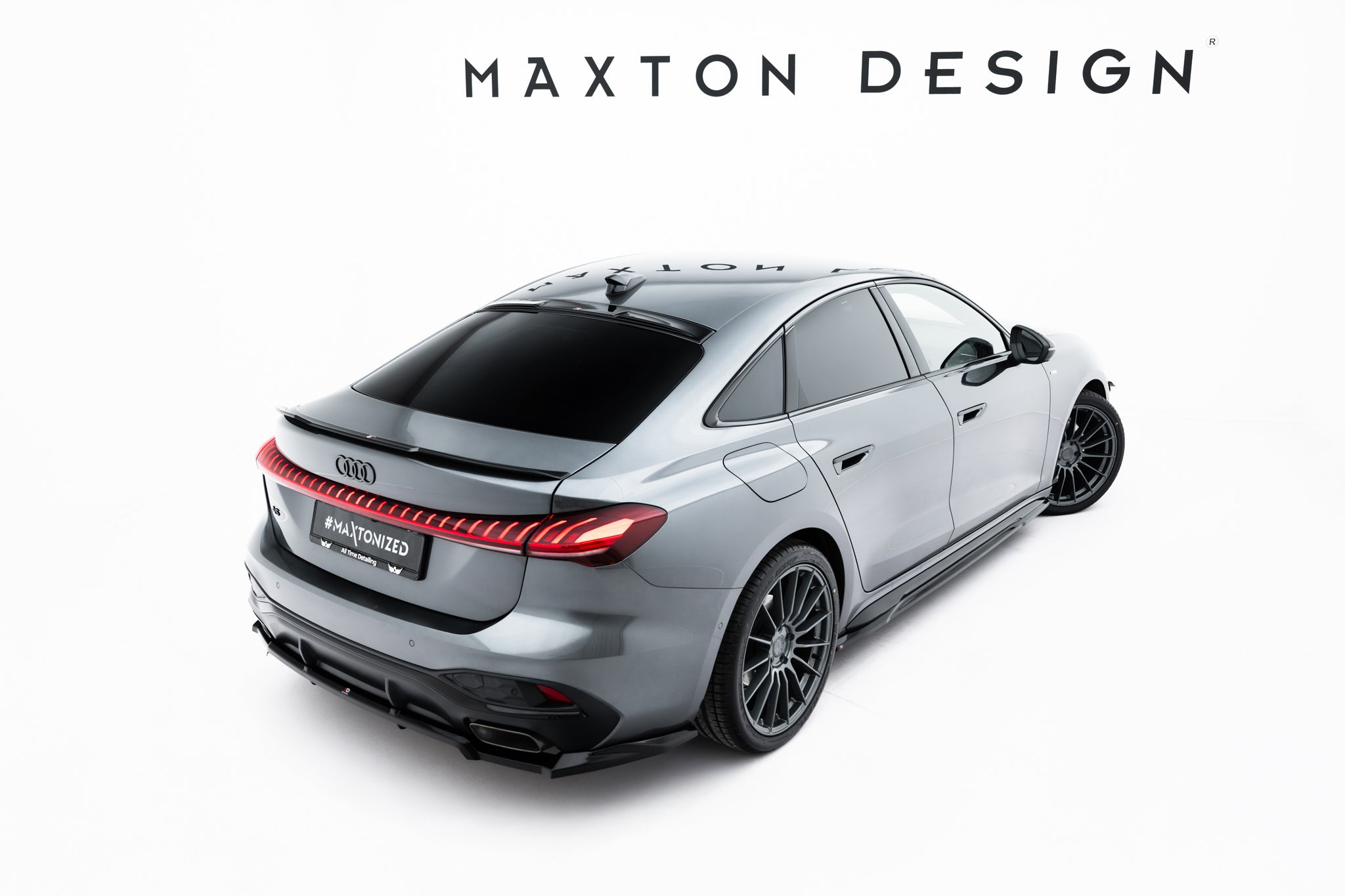 Maxton Design Heckscheiben Spoiler passend für Audi A5 S-Line / S5 Limousine B10 schwarz Hochglanz