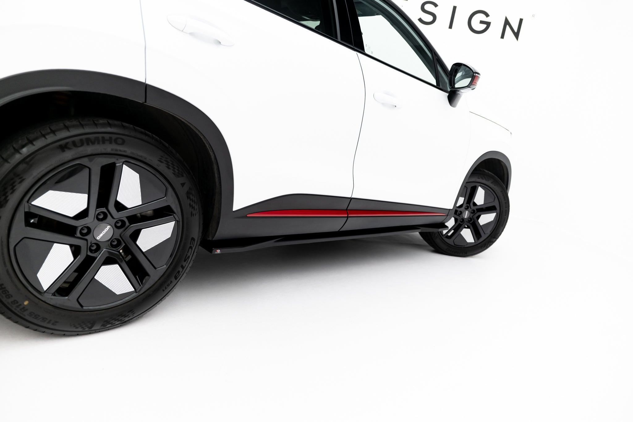 Maxton Design Street+ Seitenschweller Leisten passend für Omoda 5 Mk1 schwarz Hochglanz