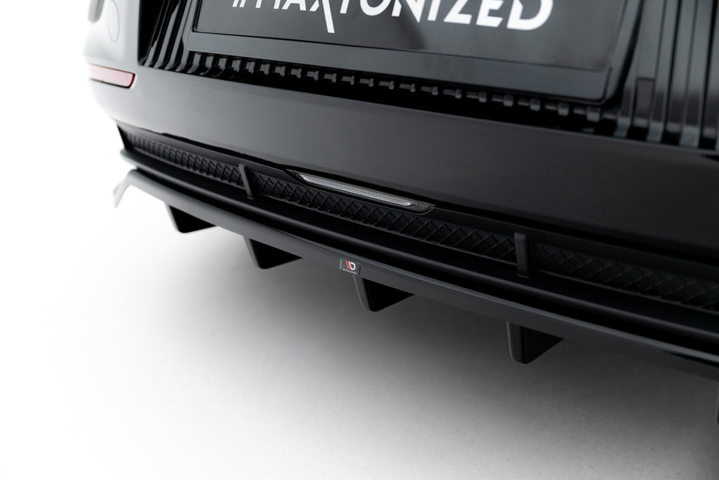 Maxton Design Street+ Mittlerer Diffusor RACE passend für Kia EV6 Mk1 schwarz Hochglanz