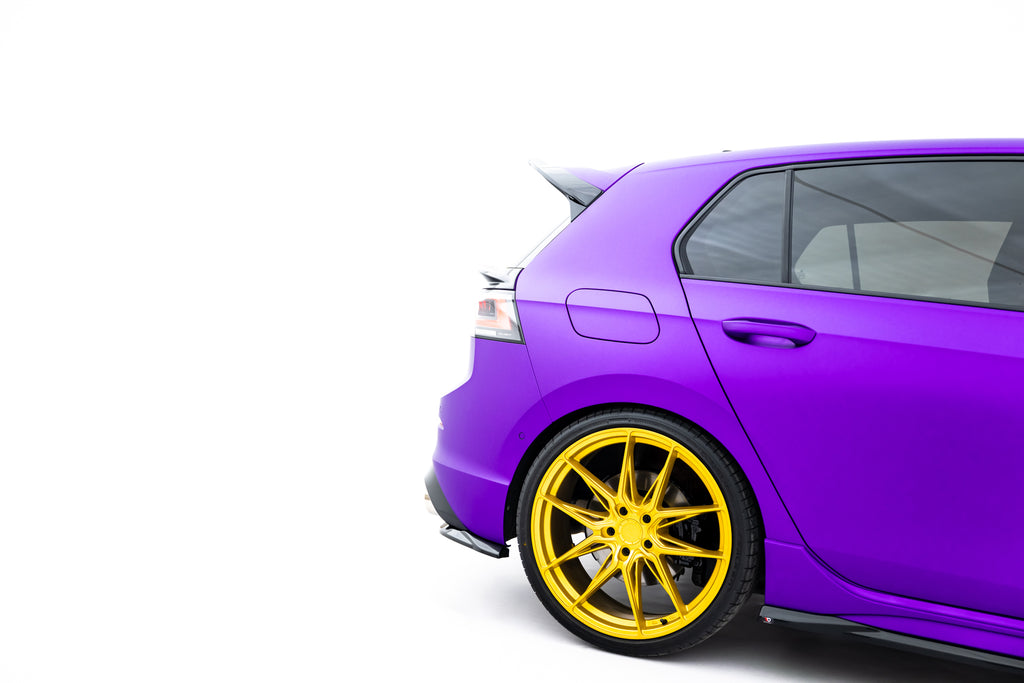 Maxton Design Heck Ansatz Flaps Diffusor V.8 passend für VW Golf R Hatchback Mk8 / Mk8 Facelift schwarz Hochglanz