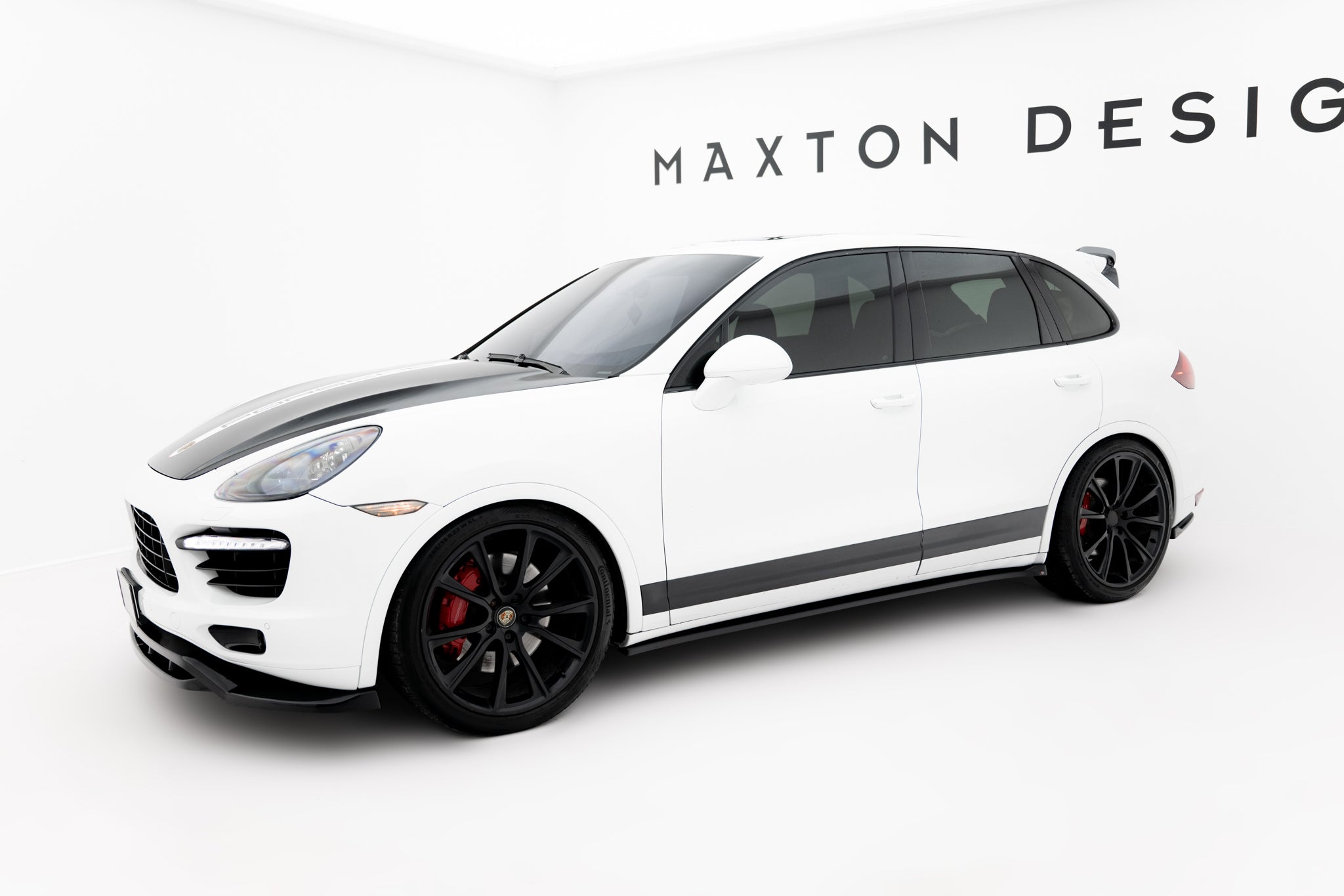 Maxton Design Street+ Seitenschweller Leisten passend für Porsche Cayenne Turbo / Standard Mk2 schwarz Hochglanz