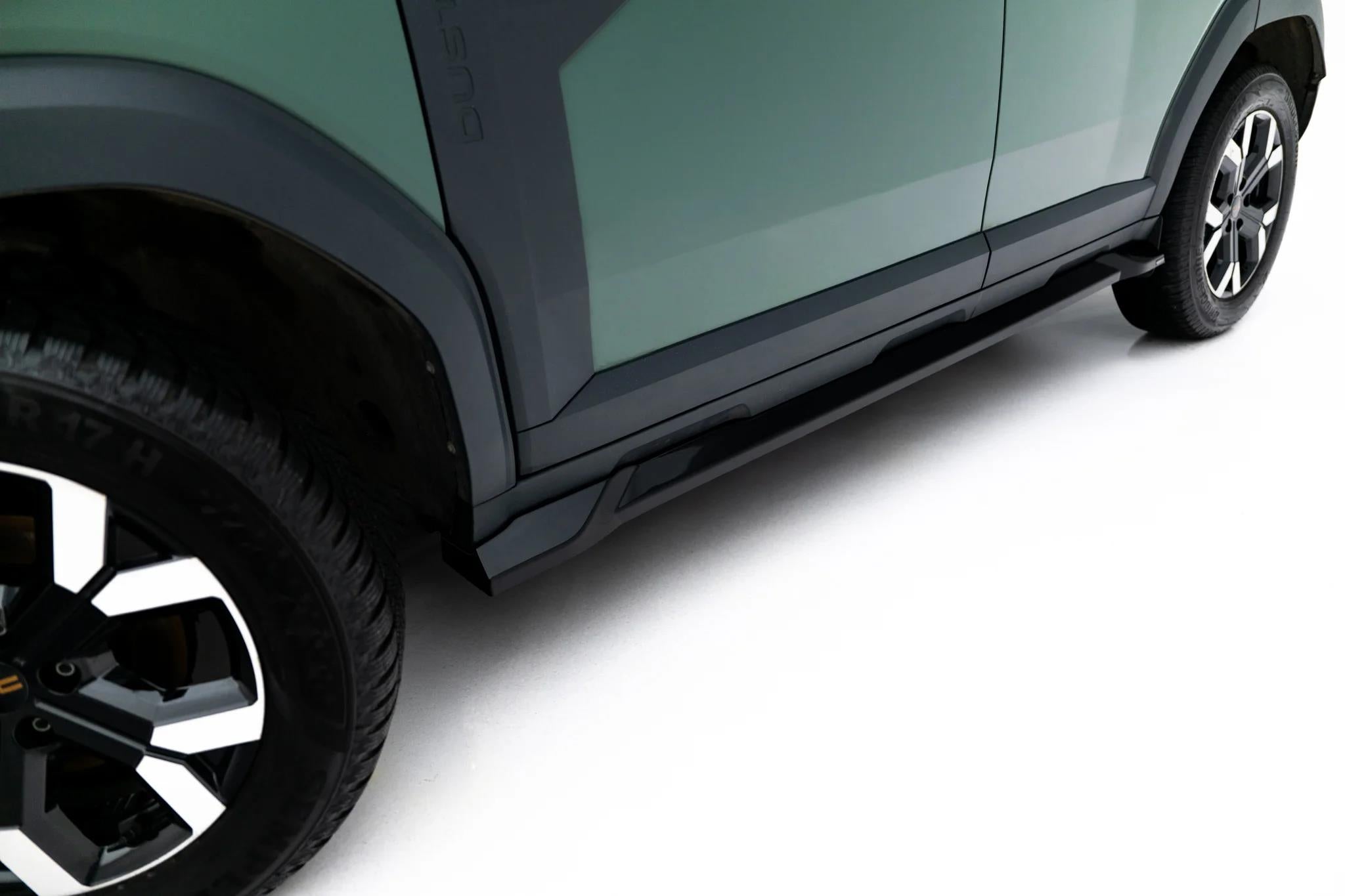 Maxton Design Street+ Seitenschweller Leisten Passend für Dacia Duster Mk3 Schwarz Hochglanz