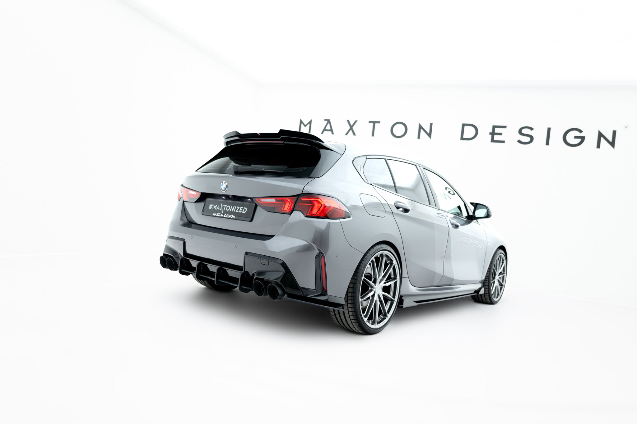 Maxton Design Street Pro Heck Ansatz Flaps Diffusor V.1 passend für BMW M135i F70