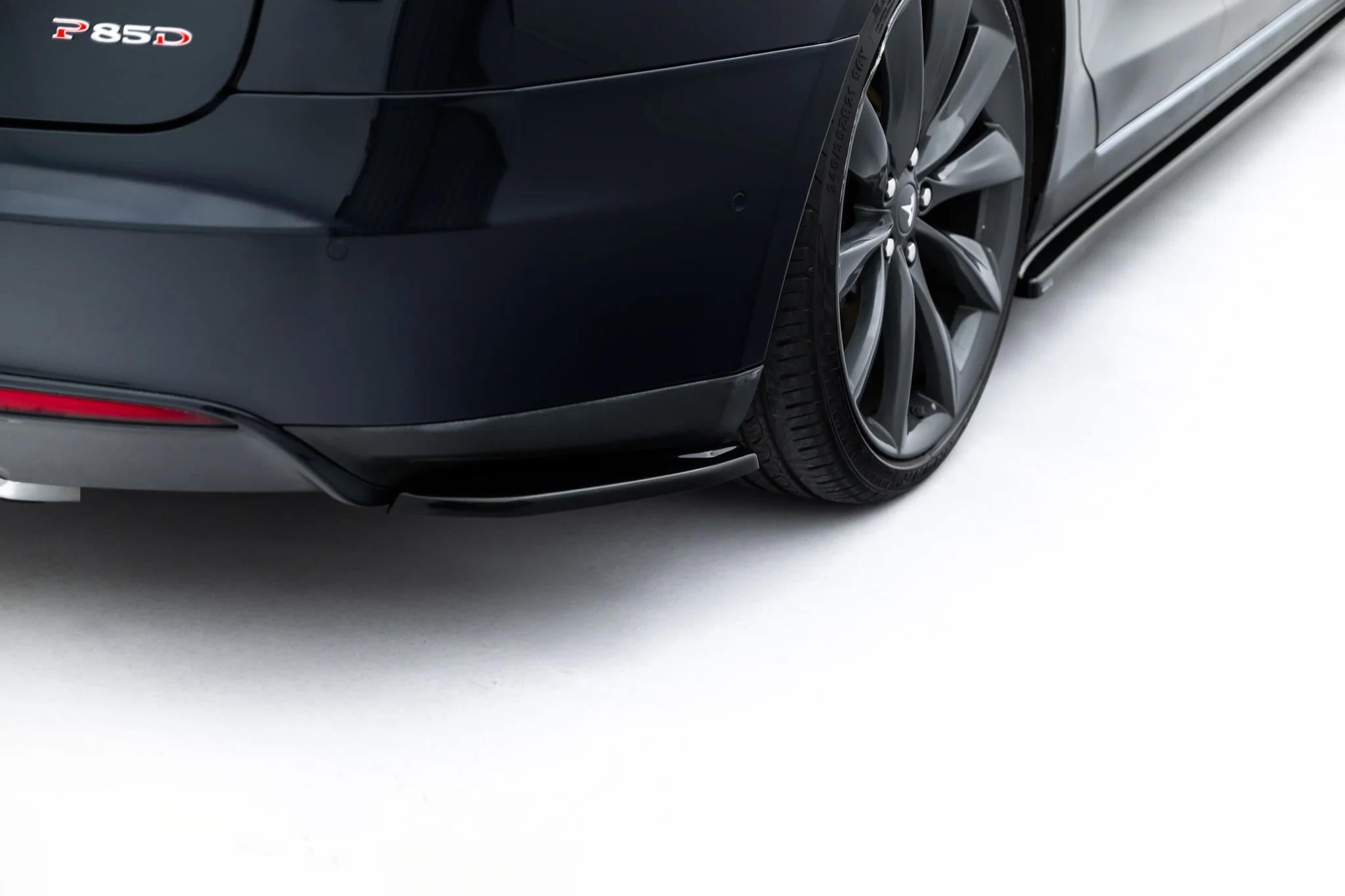 Maxton Design Heck Ansatz Flaps Diffusor V.1 passend für Tesla Model S Mk1 schwarz Hochglanz